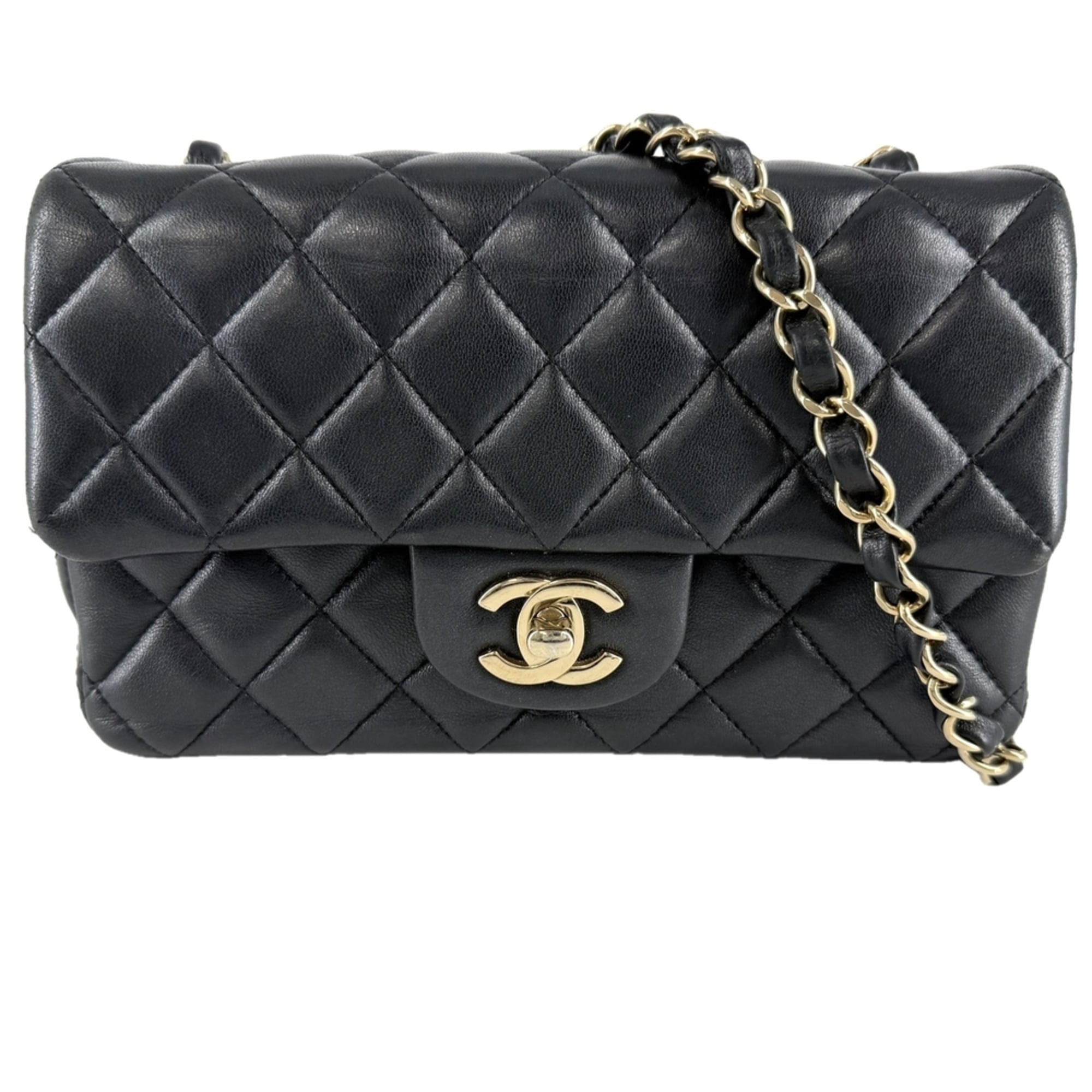 Chanel Black Leather Shoulder Bag (Pre-Owned)