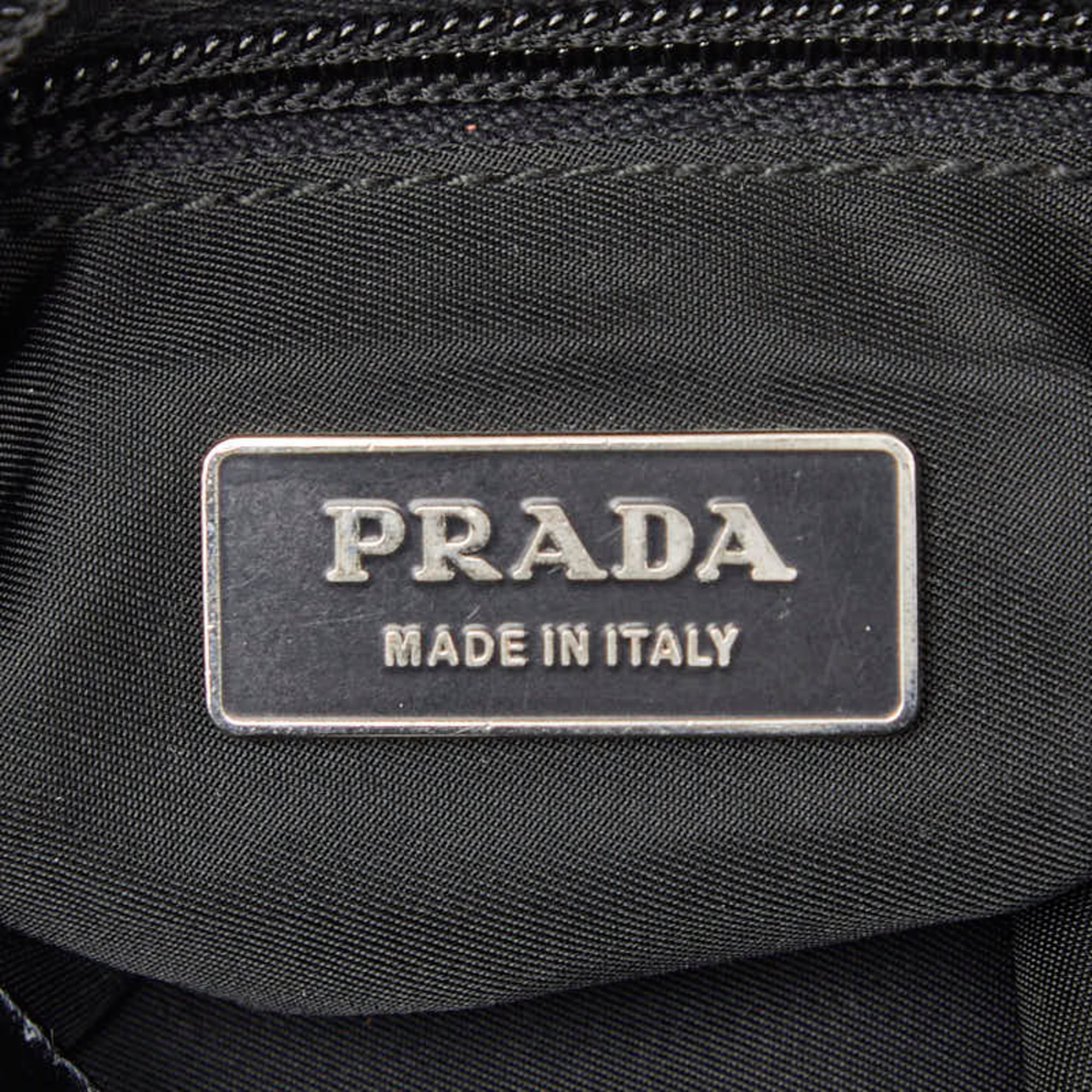 Prada Black Nylon Shoulder Bag (Pre-Owned)