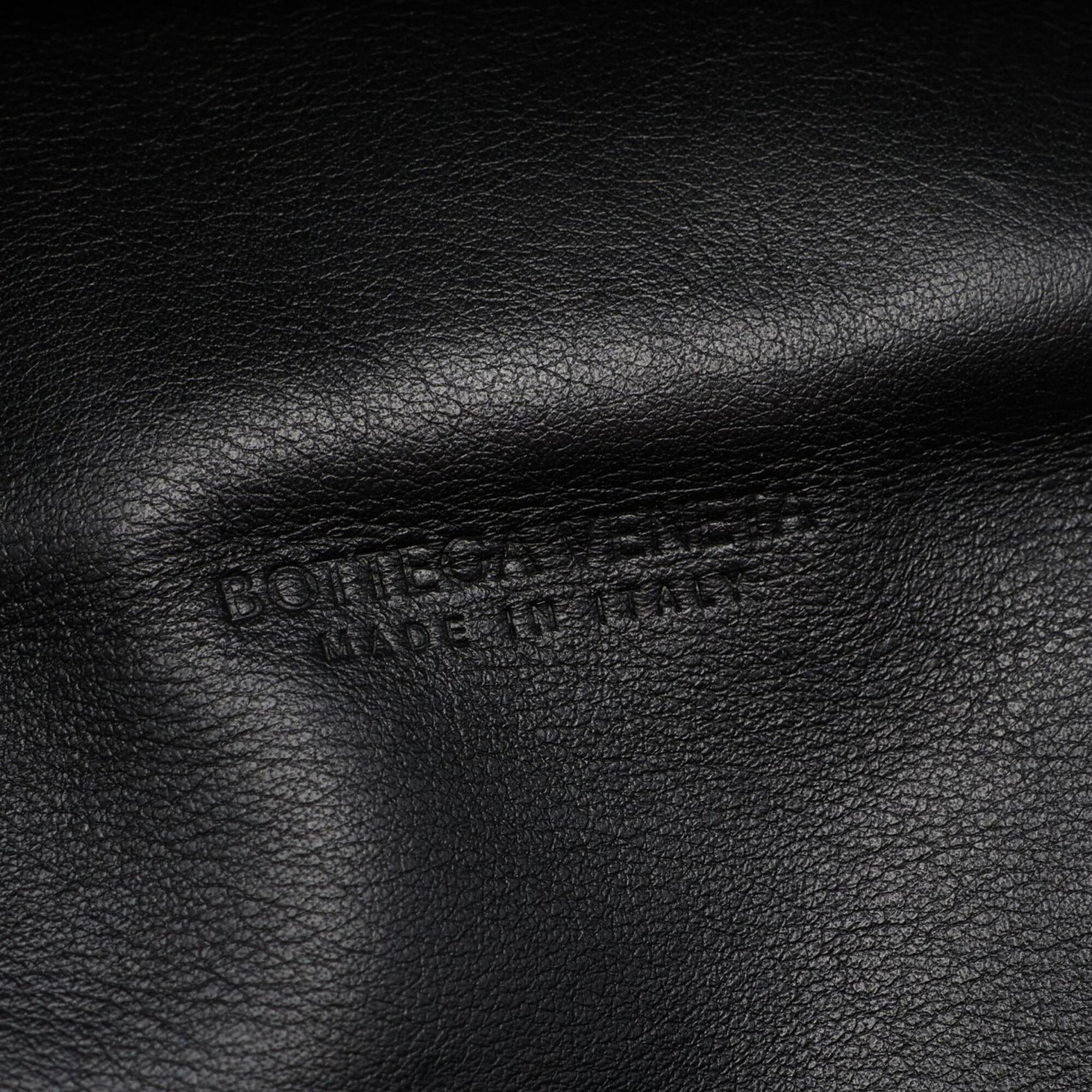 Bottega Veneta Black Leather Fanny Pack Handbag Pouch (Pre-Owned)