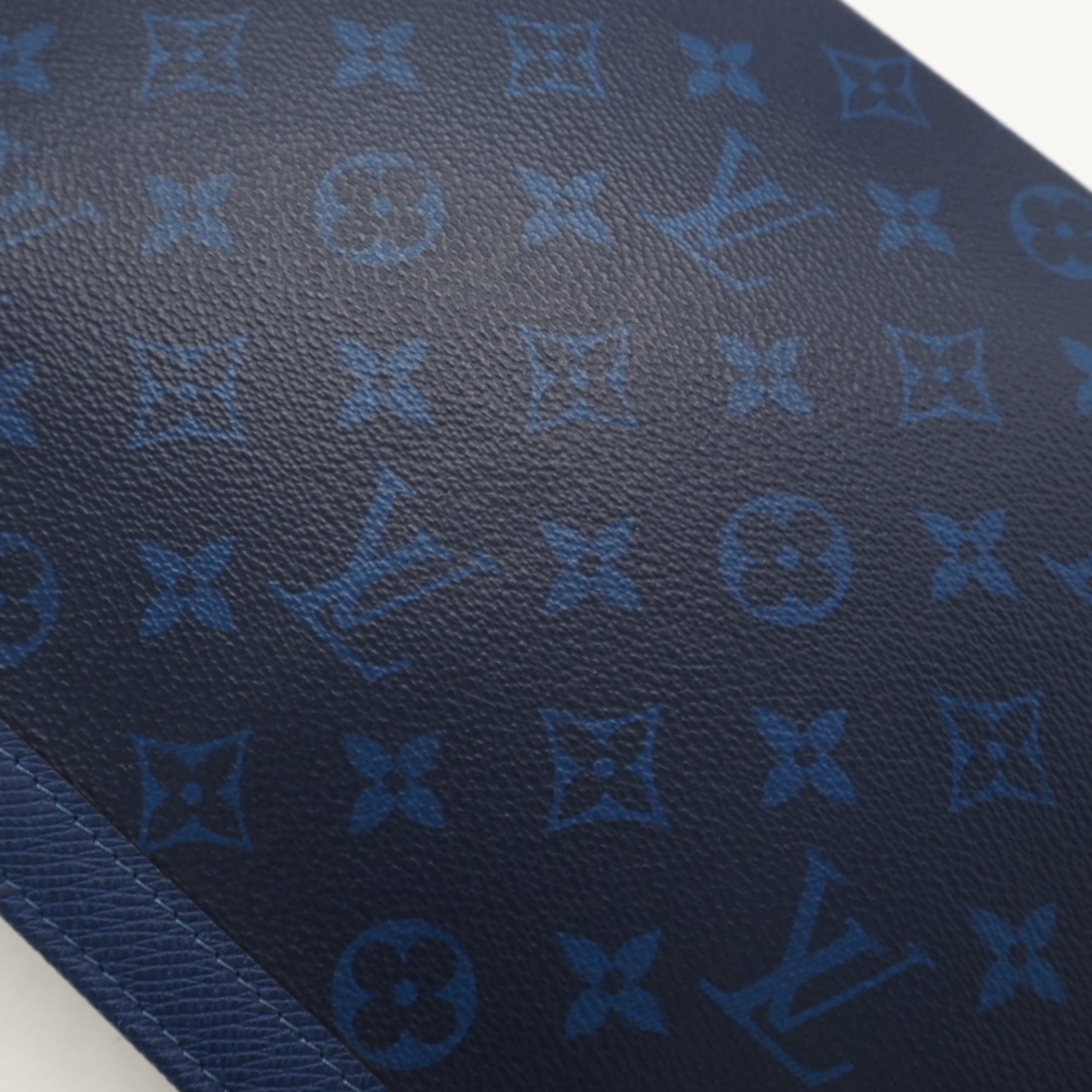 Louis Vuitton Taigarama Blue Coated Canvas Leather Clutch Bag Pochette (Pre-Owned)