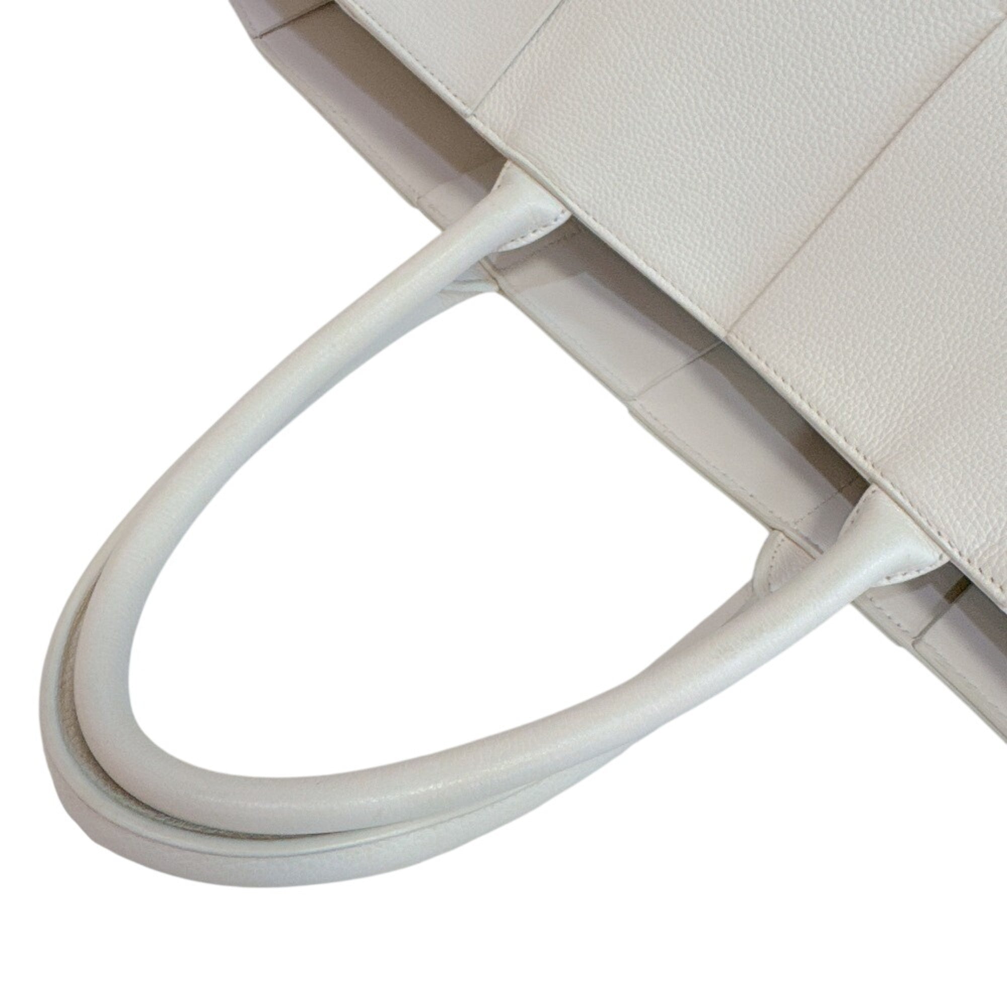 Bottega Veneta White Leather Shoulder Bag Tote Bag (Pre-Owned)