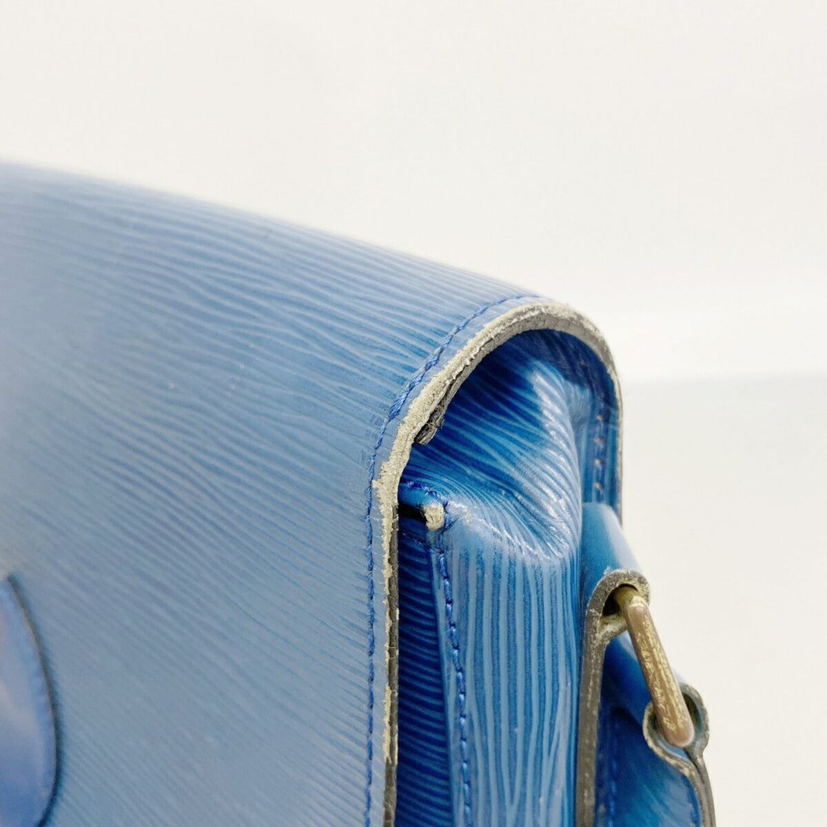Louis Vuitton Toledo Blue Shoulder Bag (Pre-Owned)