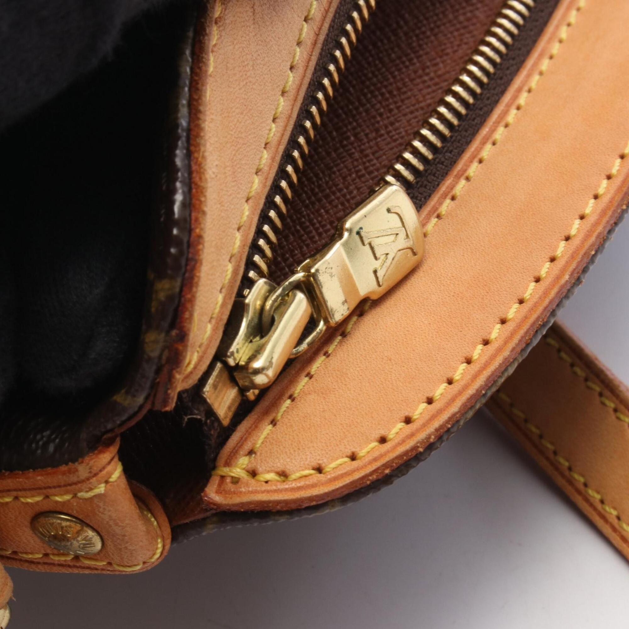 Louis Vuitton Brown Monogram Monogram Leather Handbag Shoulder Bag (Pre-Owned)