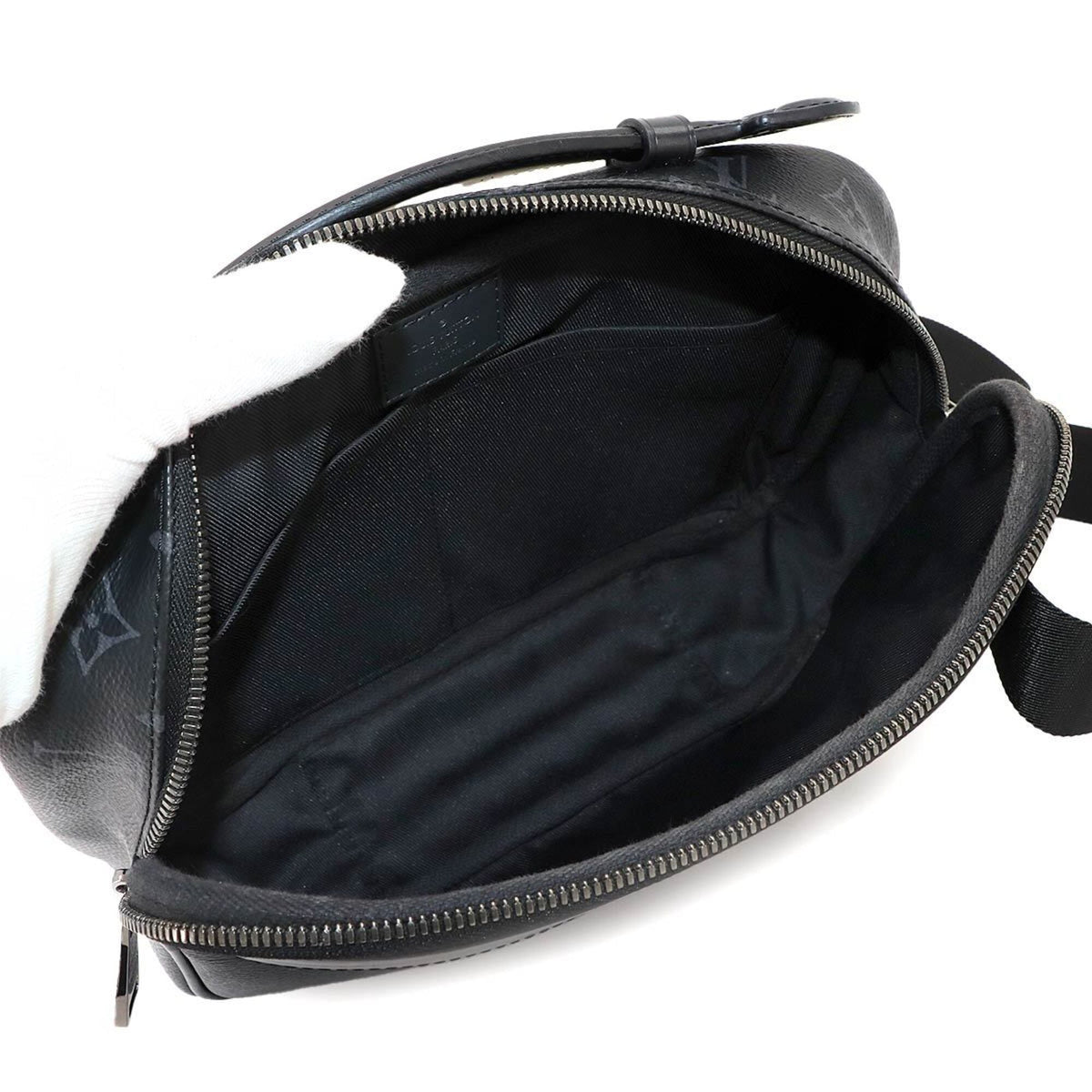 Louis Vuitton Monogram Eclipse Monogram Eclipse Handbag Sling Bag (Pre-Owned)