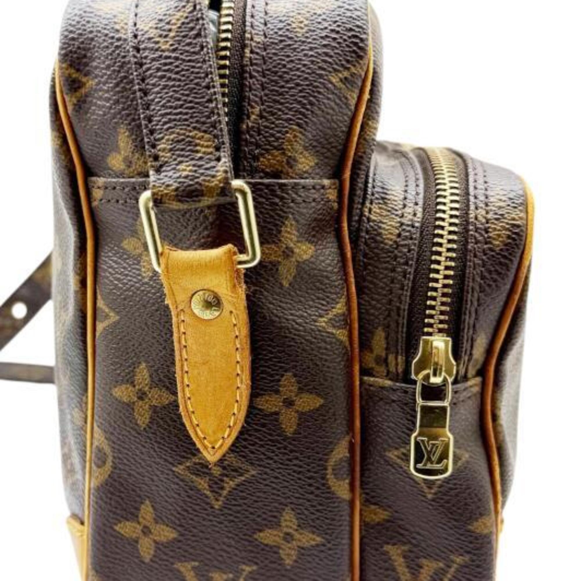 Louis Vuitton Brown Monogram Shoulder Bag (Pre-Owned)