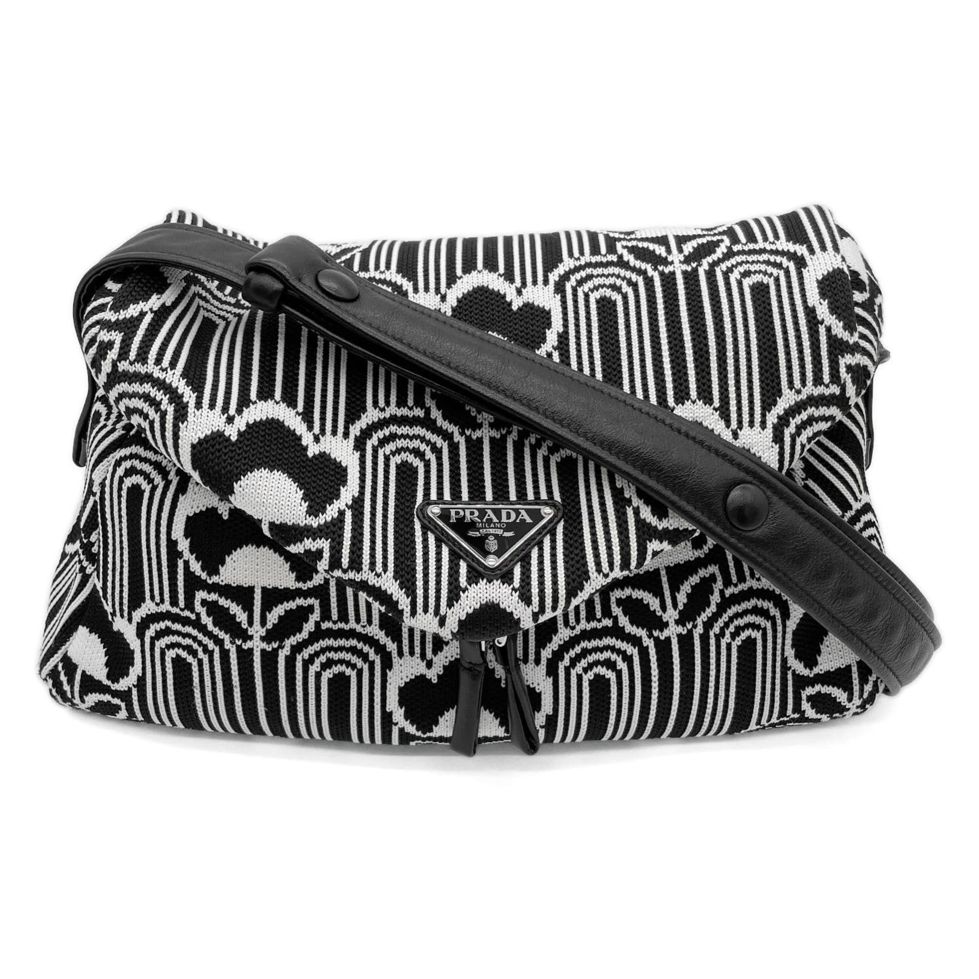Prada Black Leather Shoulder Bag (Pre-Owned)