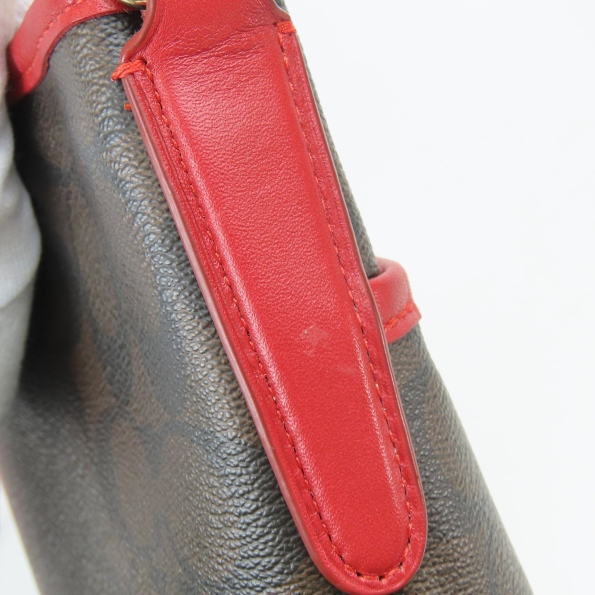 Coach Signature Dark Brown Red Color Pvc Leather Shoulder Bag (Pre-Owned)