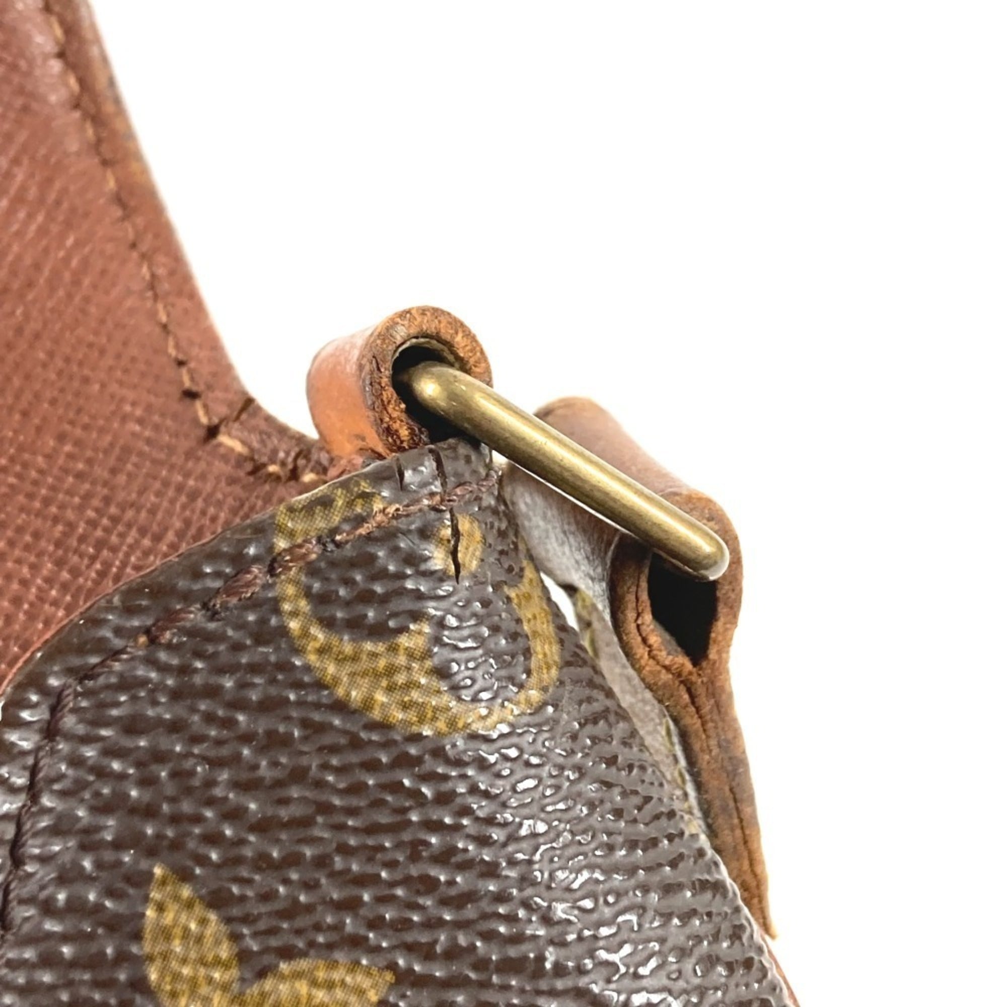 Louis Vuitton Brown Monogram Monogram Shoulder Bag (Pre-Owned)