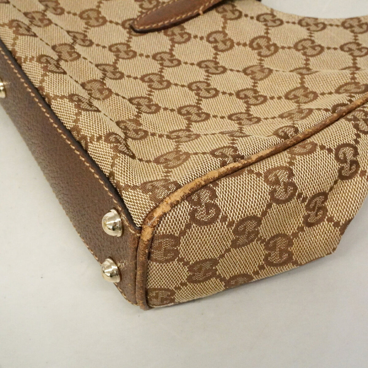 Gucci Brown Canvas Handbag (Pre-Owned)