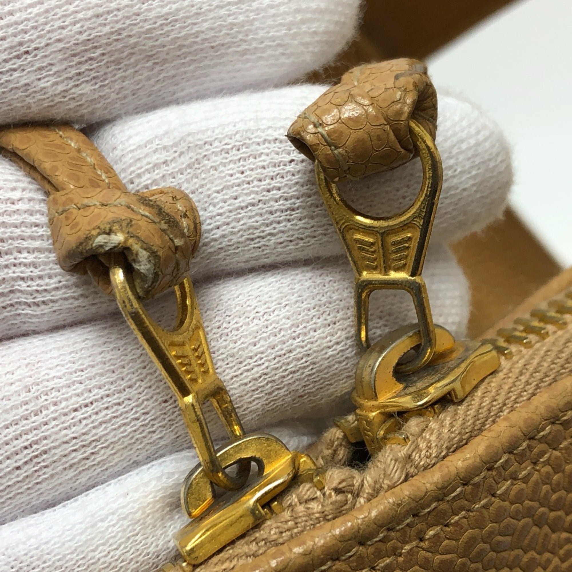 Chanel Beige Leather Tote Bag (Pre-Owned)