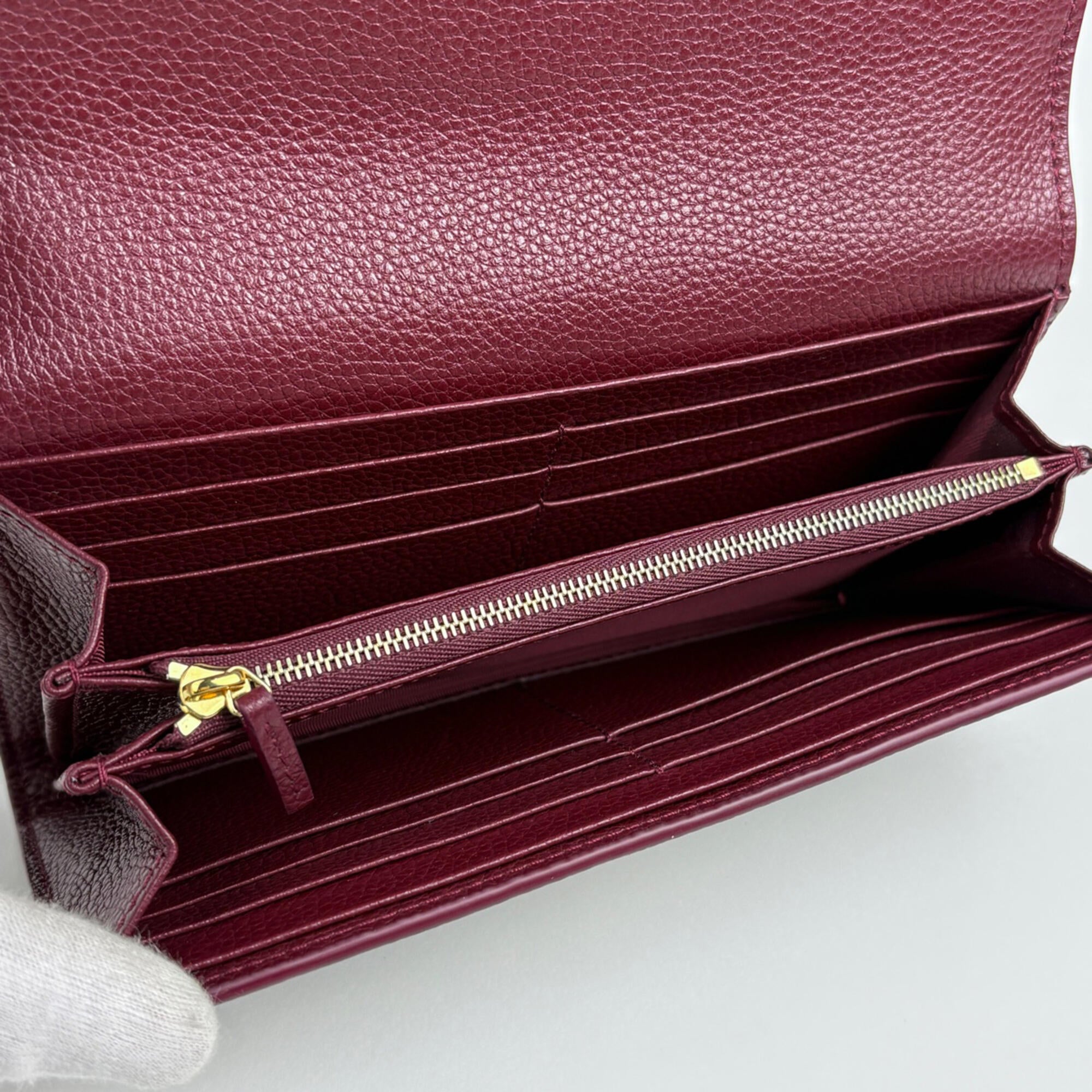 Gucci Black Bordeaux Leather Long Wallet (Bi-Fold) (Pre-Owned)