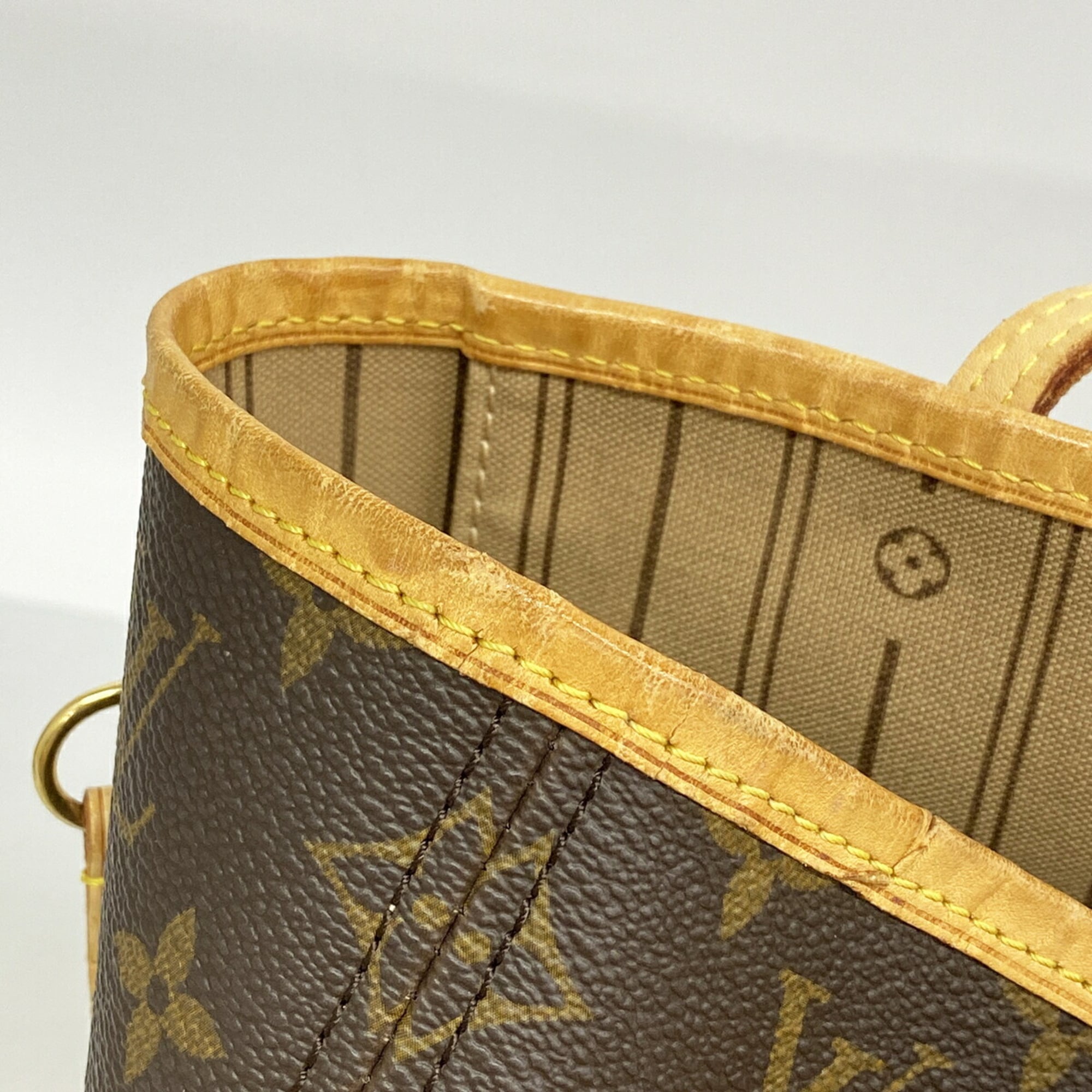 Louis Vuitton Brown Tote Bag (Pre-Owned)