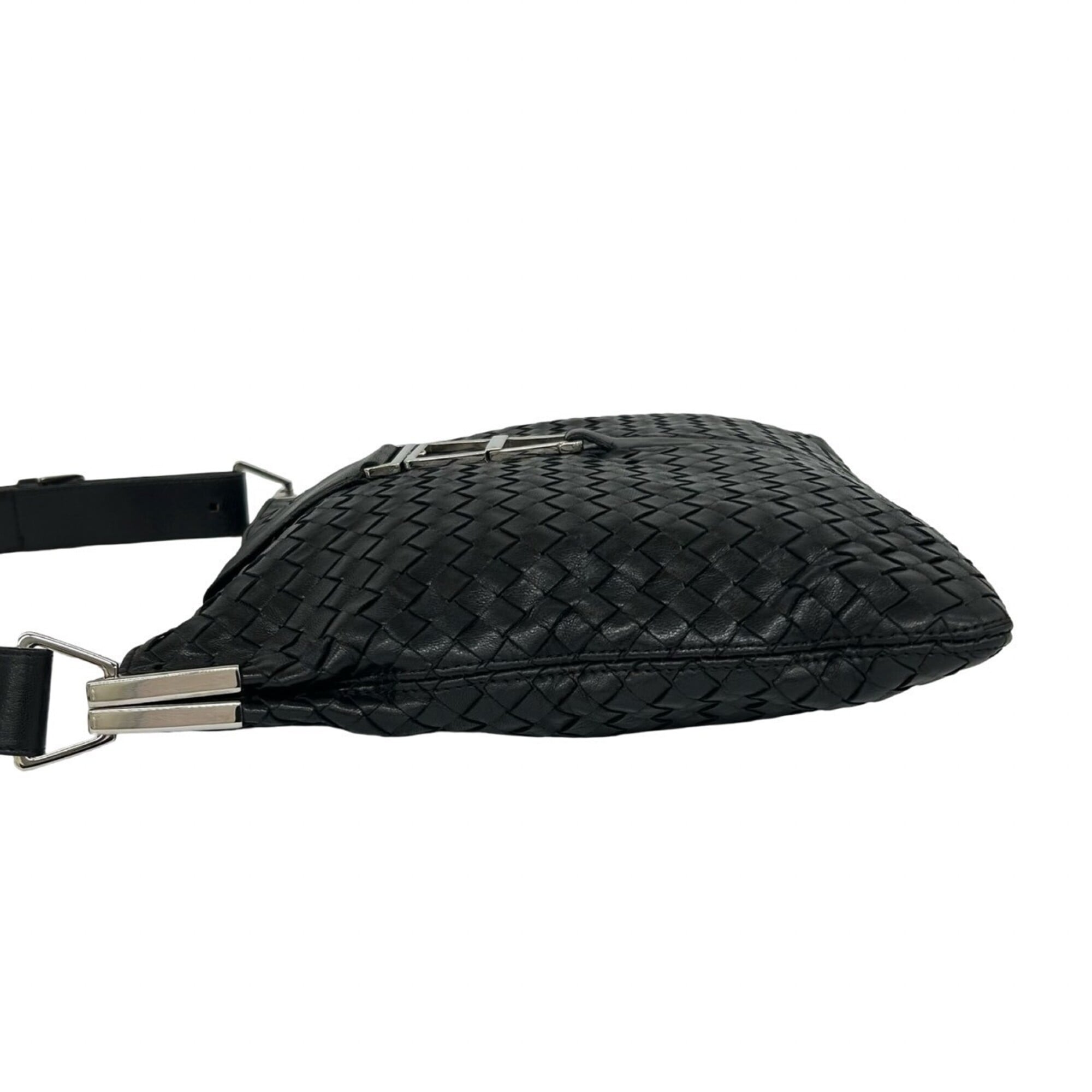 Bottega Veneta Black Leather Pochette Shoulder Bag (Pre-Owned)