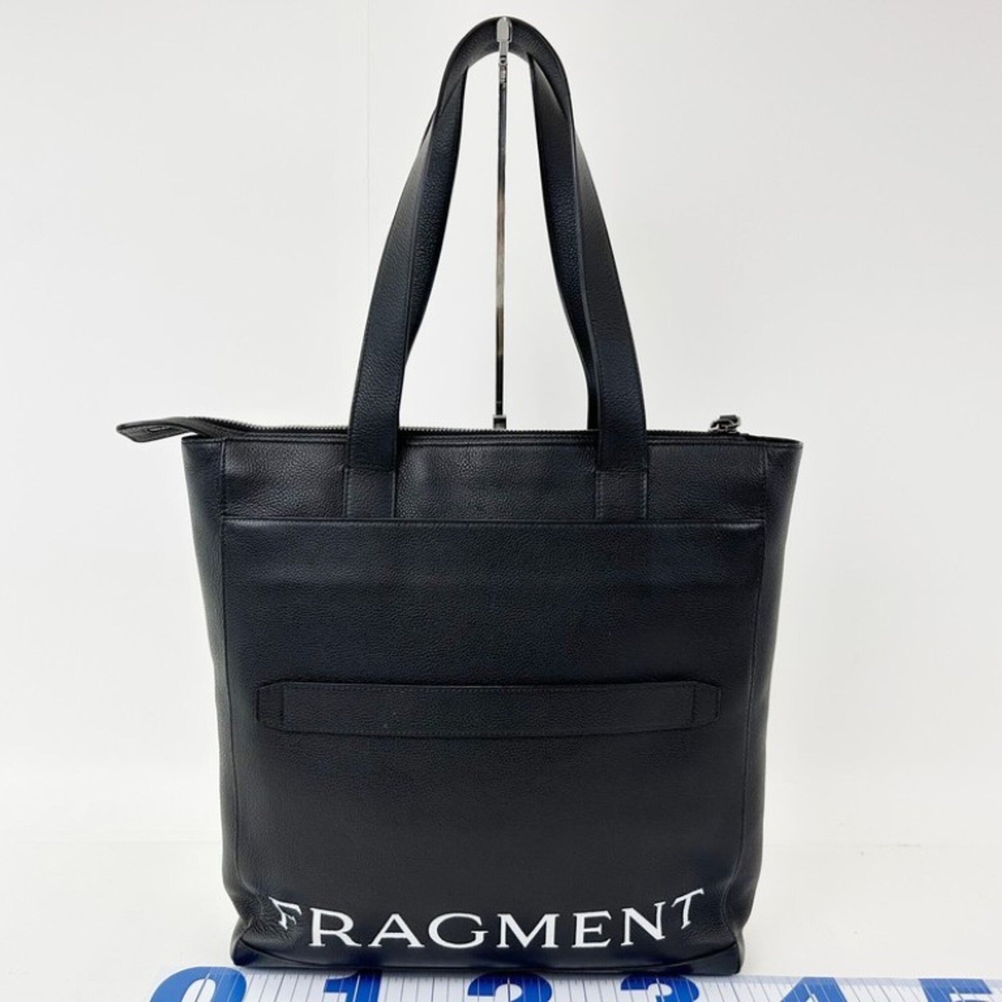 Bvlgari Black Leather Handbag Tote Bag (Pre-Owned)