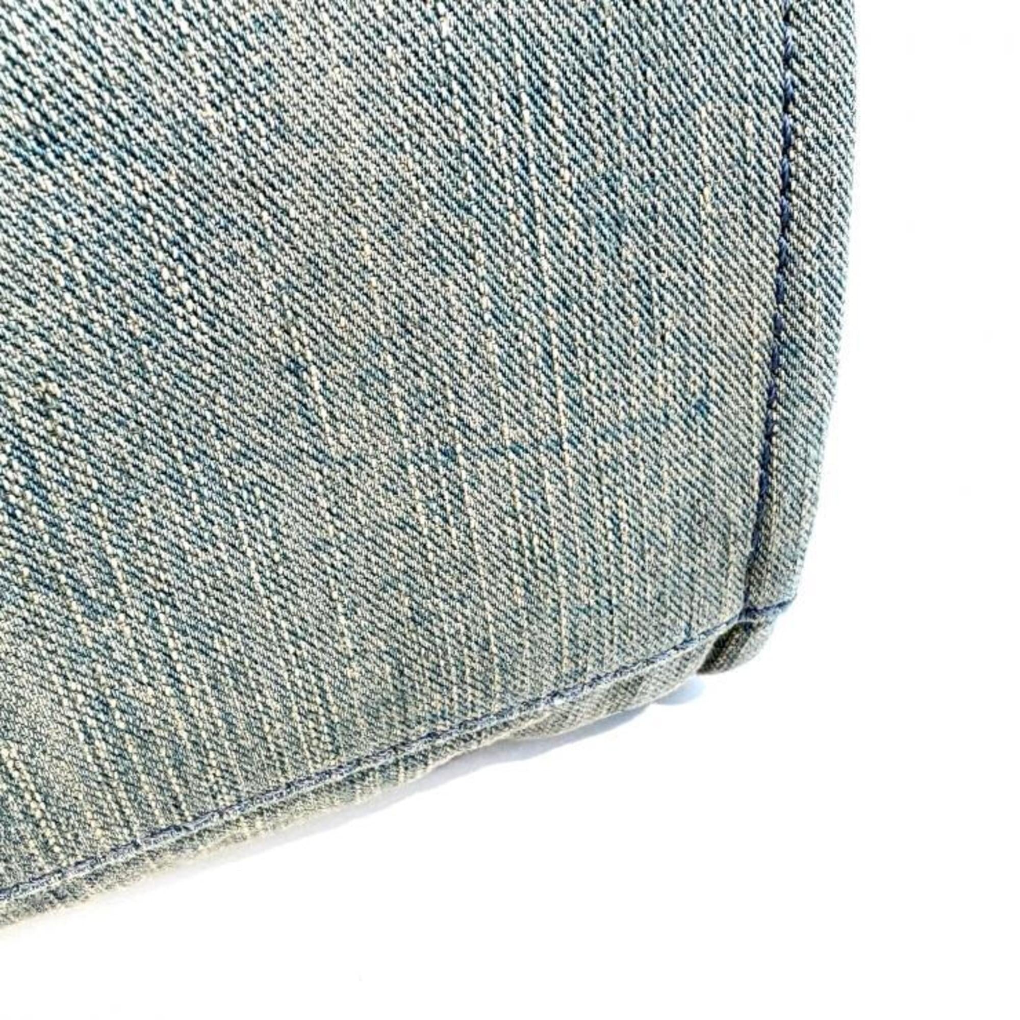 Chanel Light Blue Denim Tote Bag (Pre-Owned)