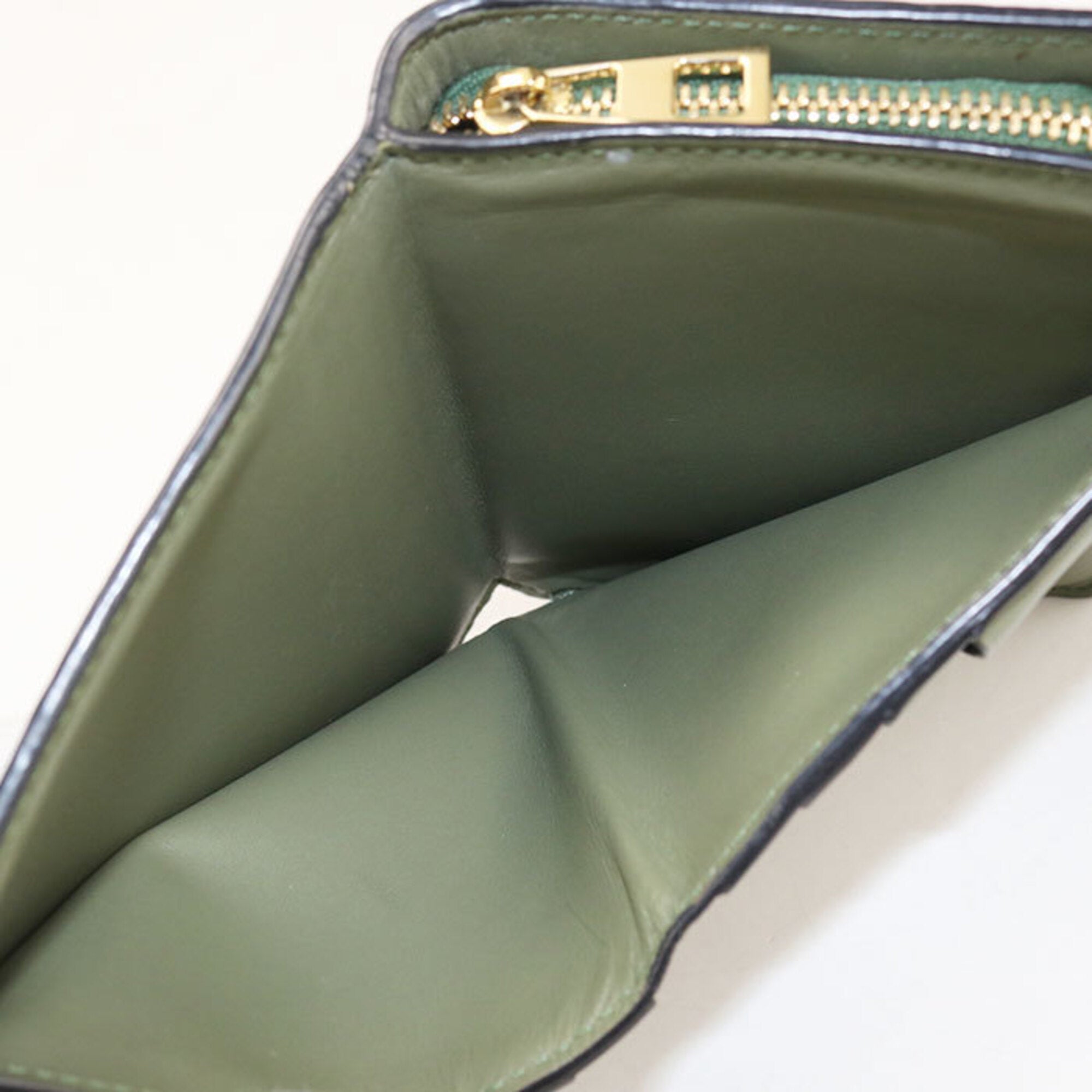 Loewe Green Leather Wallet (Bi-Fold) (Pre-Owned)