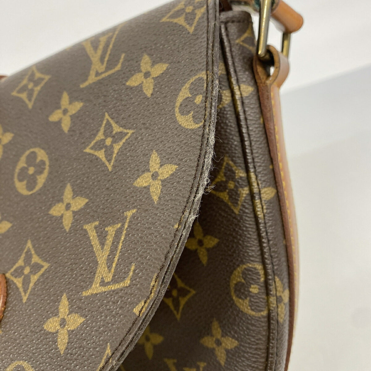 Louis Vuitton Brown Shoulder Bag (Pre-Owned)