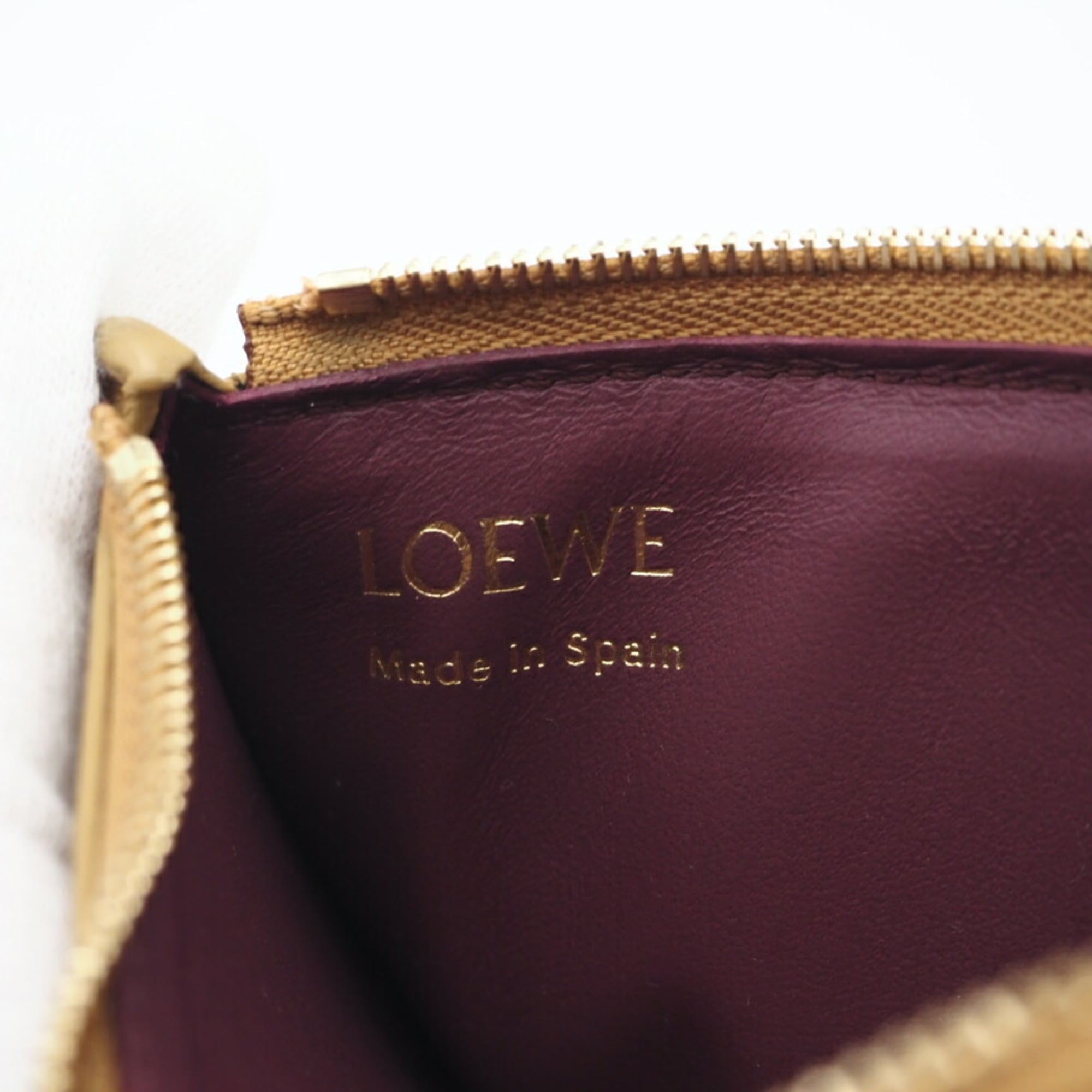 Loewe Bordeaux Yellow Leather Coin Purse/Coin Case (Pre-Owned)