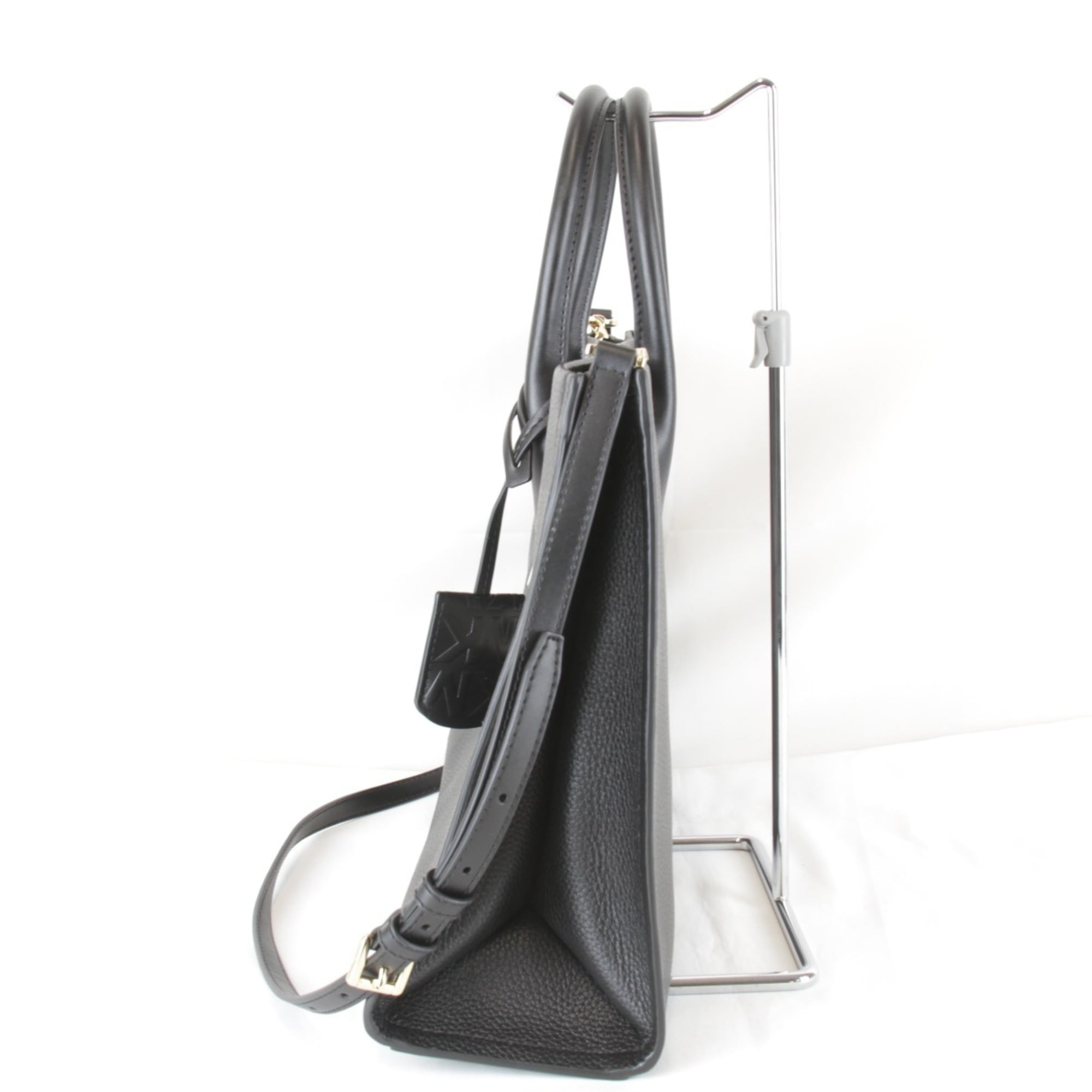 Michael Kors Black Leather Tote Bag (Pre-Owned)
