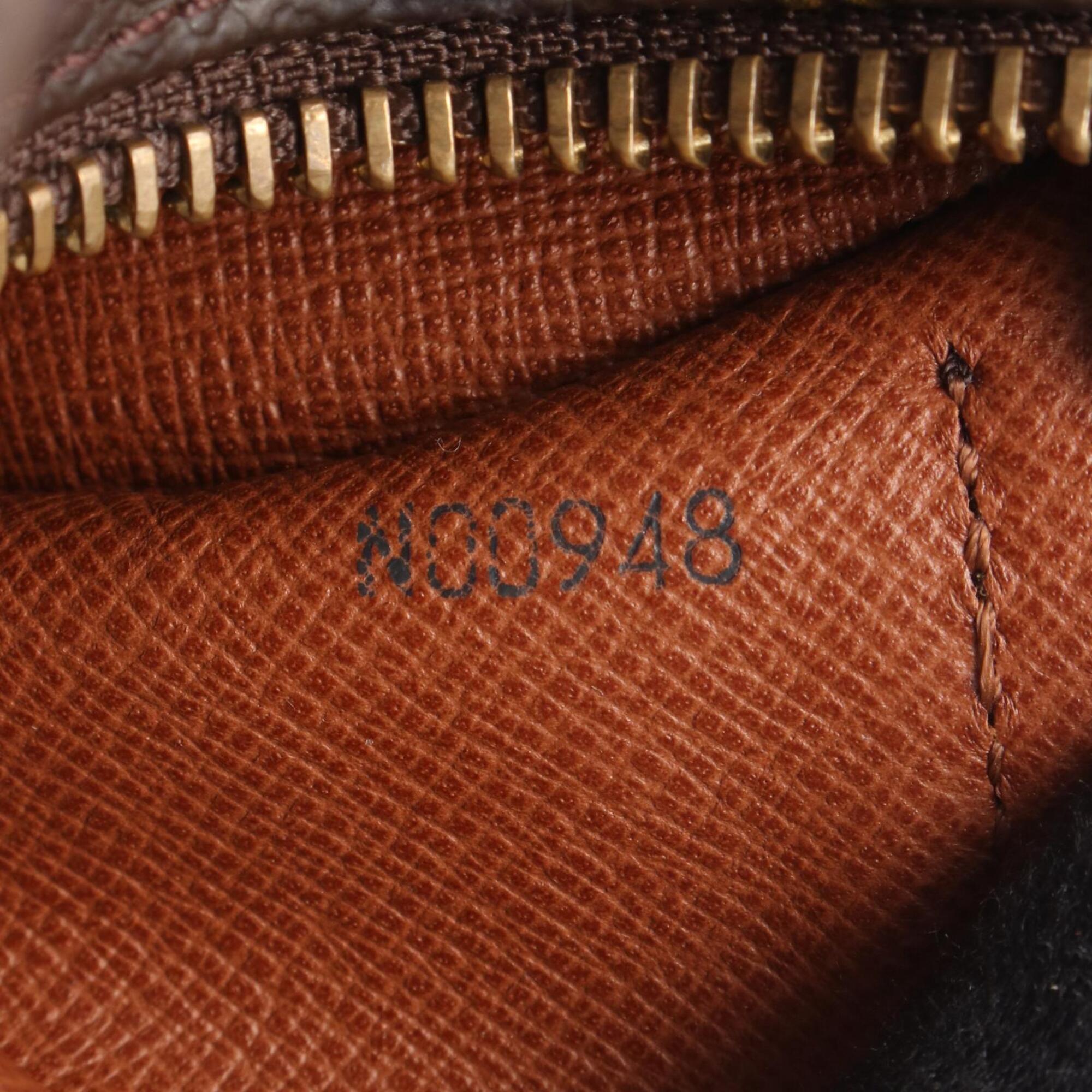 Louis Vuitton Brown Monogram Monogram Leather Handbag (Pre-Owned)