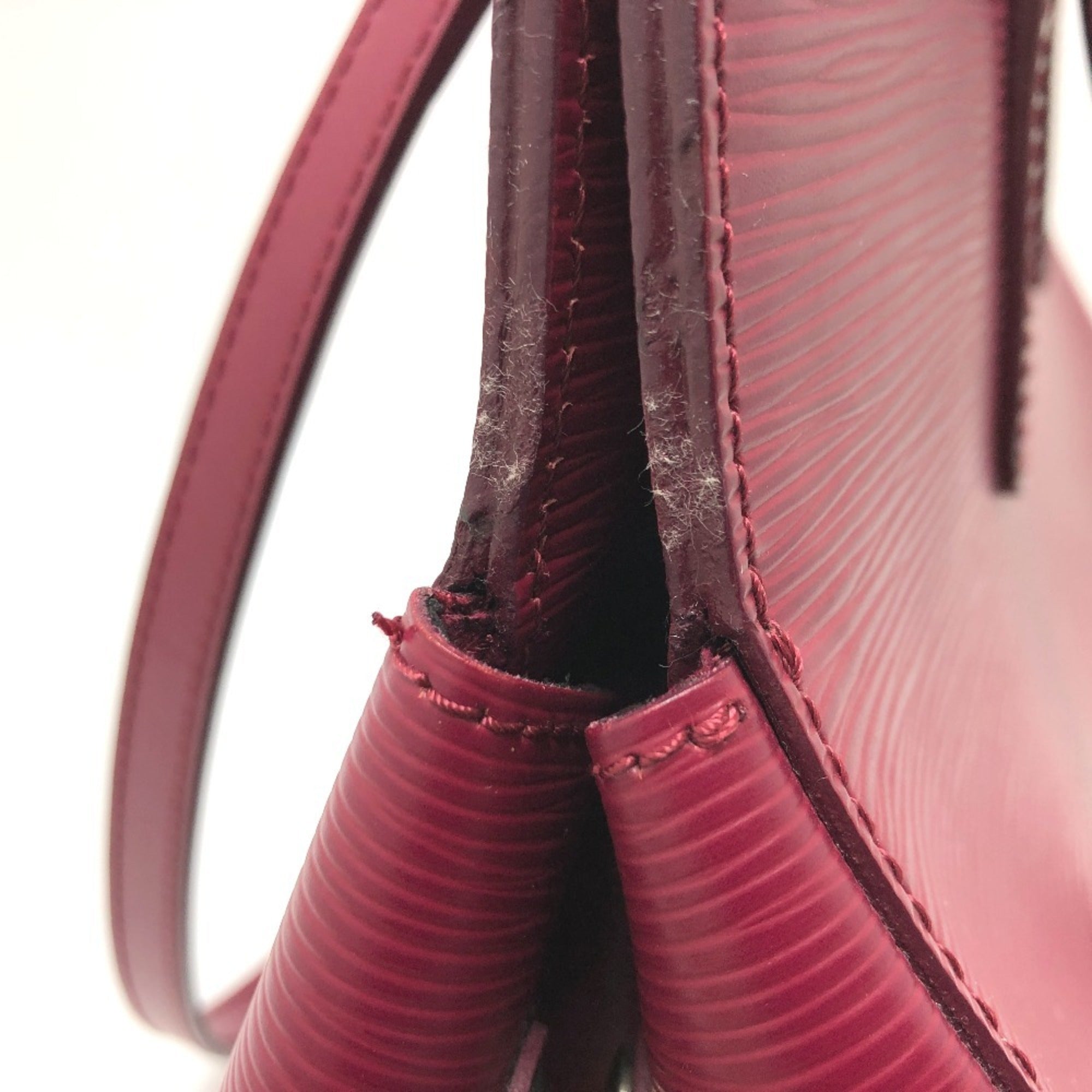 Louis Vuitton Epi Fuchsia Epi Leather Handbag (Pre-Owned)