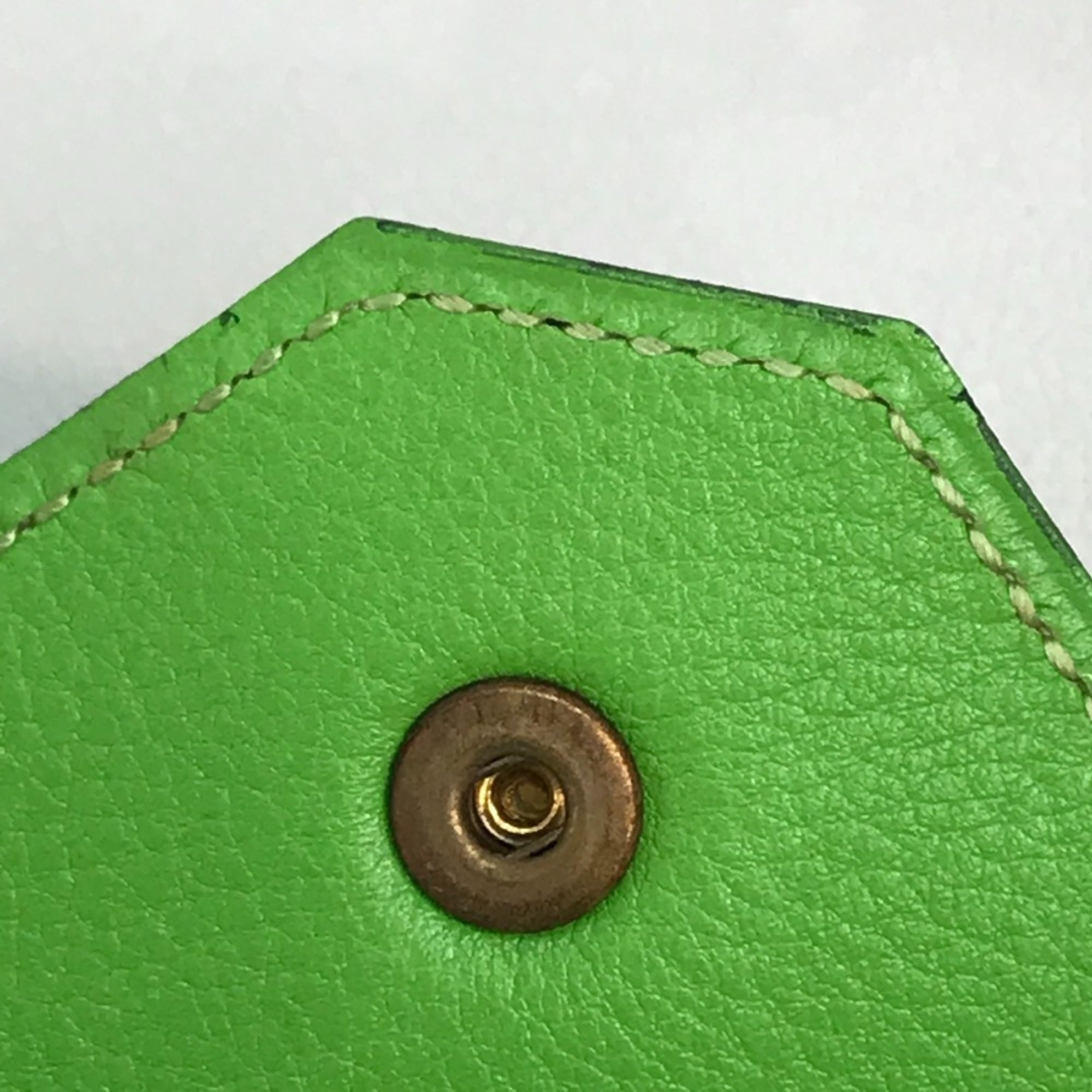 Hermes Le 24 Apple Green Light Green Swift Leather Coin Purse/Coin Case (Pre-Owned)