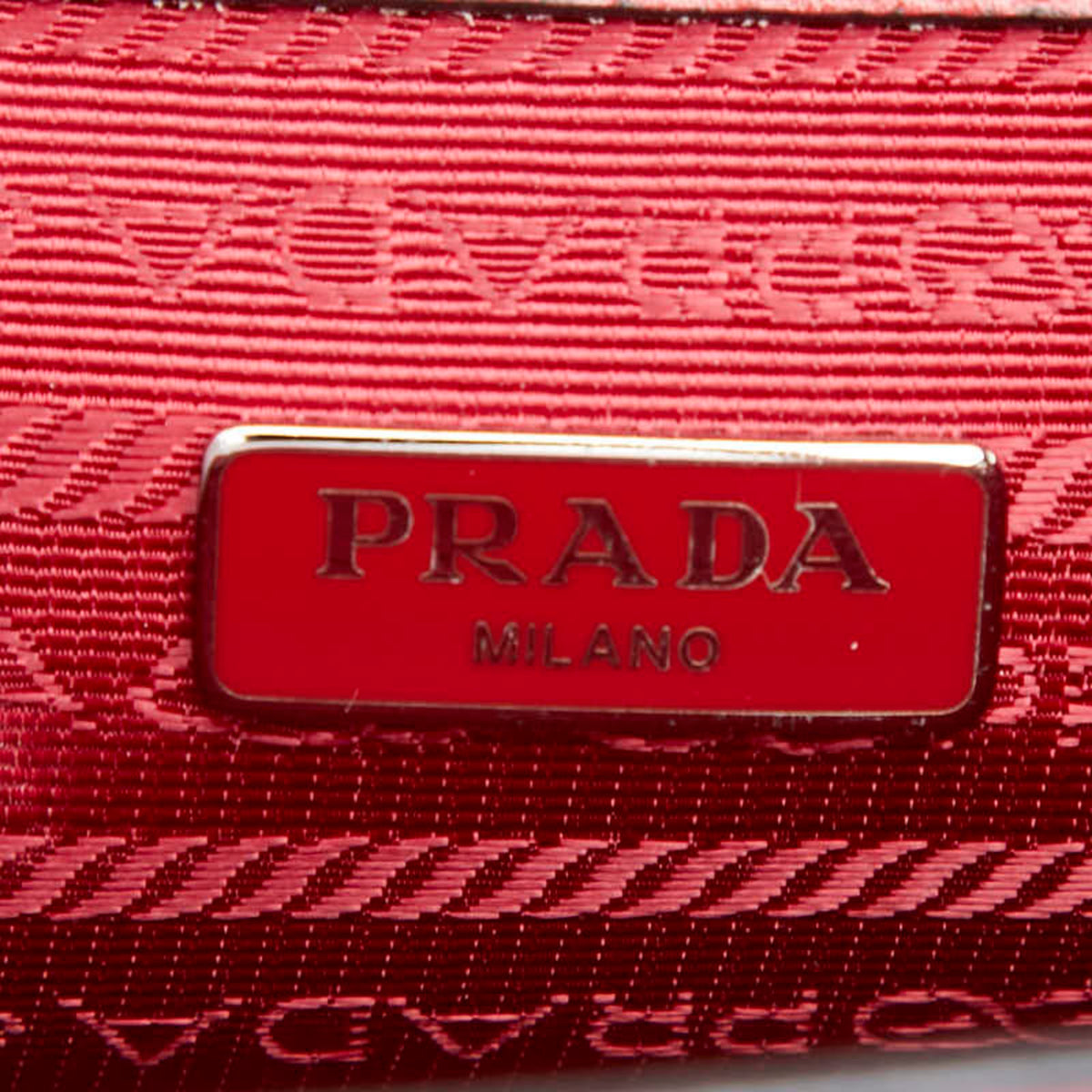 Prada Red Color Saffiano Triangle Leather Shoulder Bag (Pre-Owned)