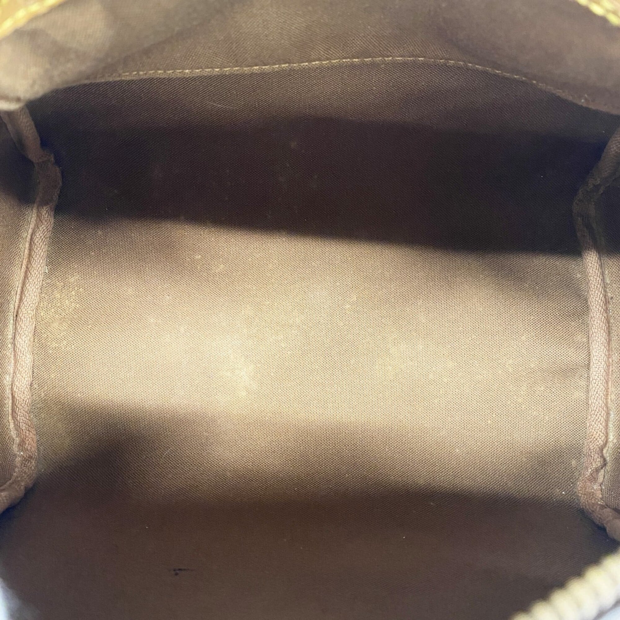Louis Vuitton Brown Handbag (Pre-Owned)