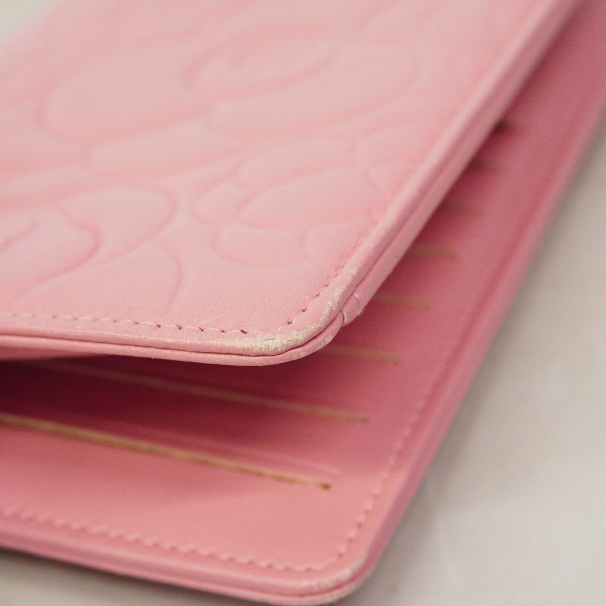 Chanel Pink Leather Long Wallet (Bi-Fold) (Pre-Owned)