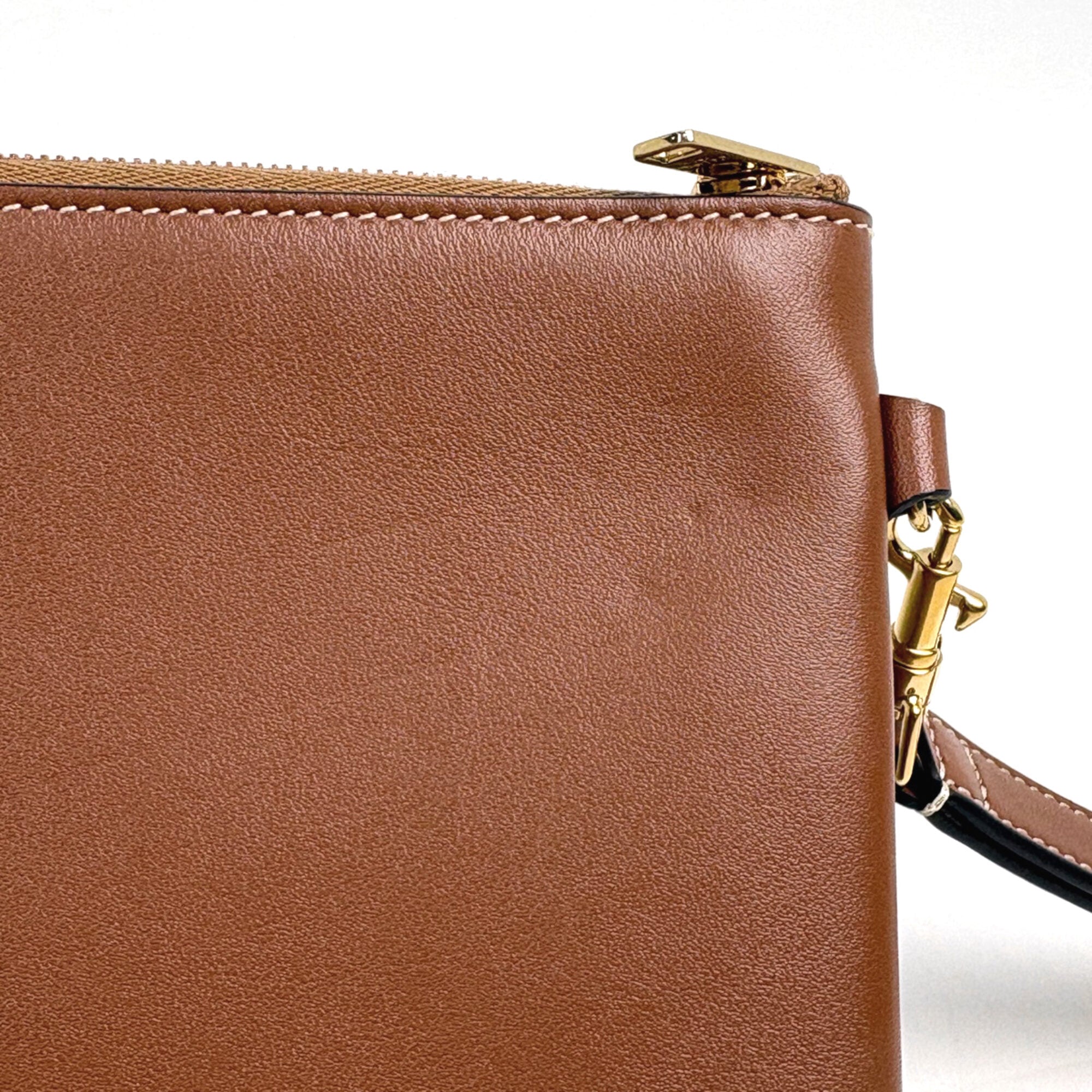 Celine Brown Leather Clutch Bag (Pre-Owned)
