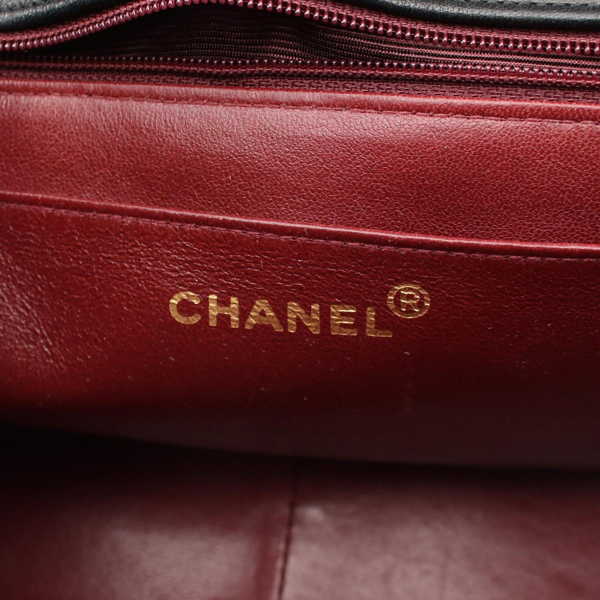 Chanel Black Leather Handbag Shoulder Bag (Pre-Owned)