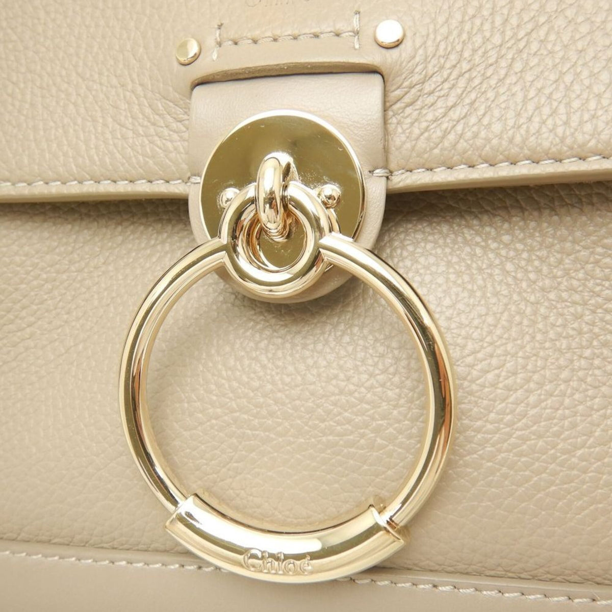 Chloé Grayish Leather Handbag (Pre-Owned)
