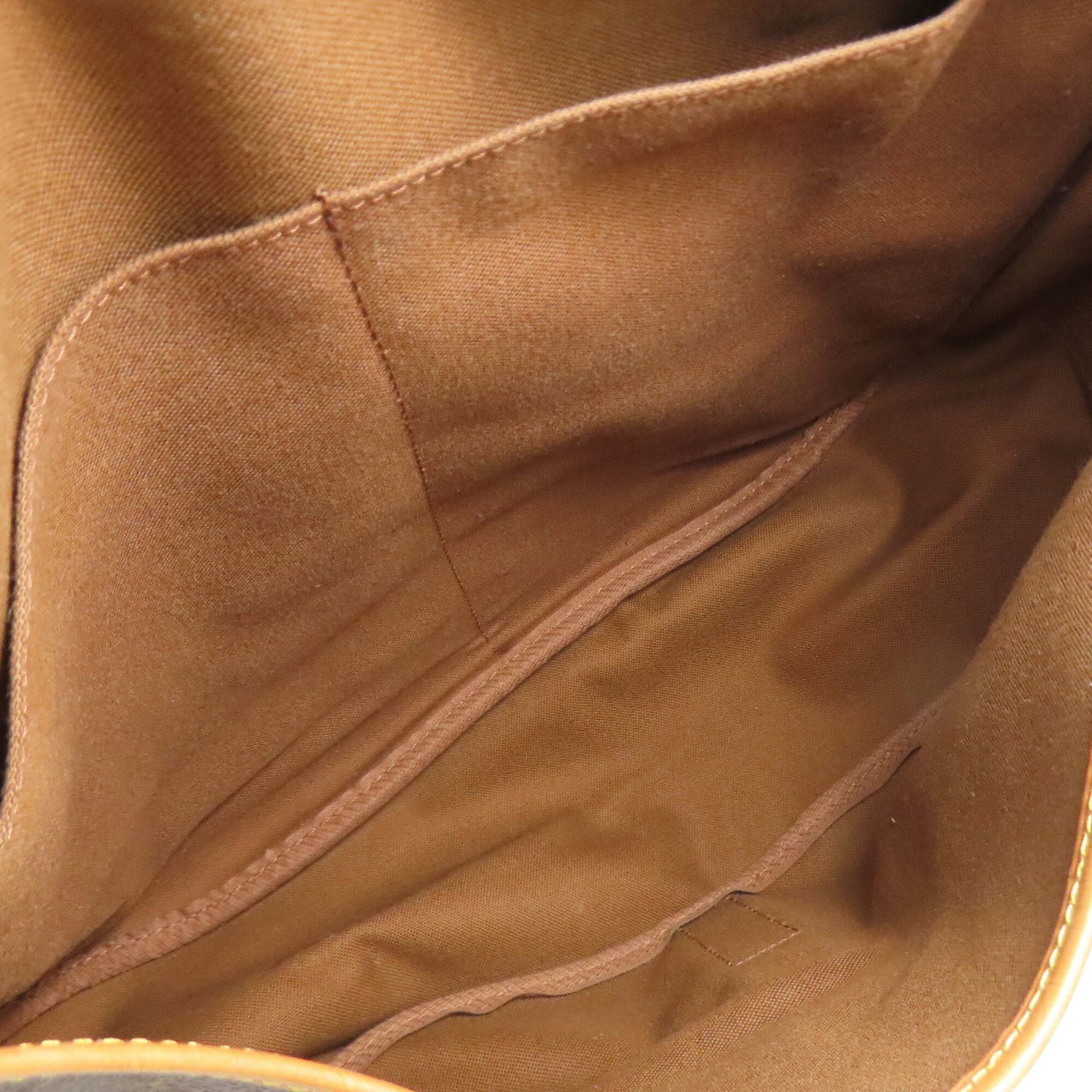 Louis Vuitton Monogram Canvas Shoulder Bag (Pre-Owned)