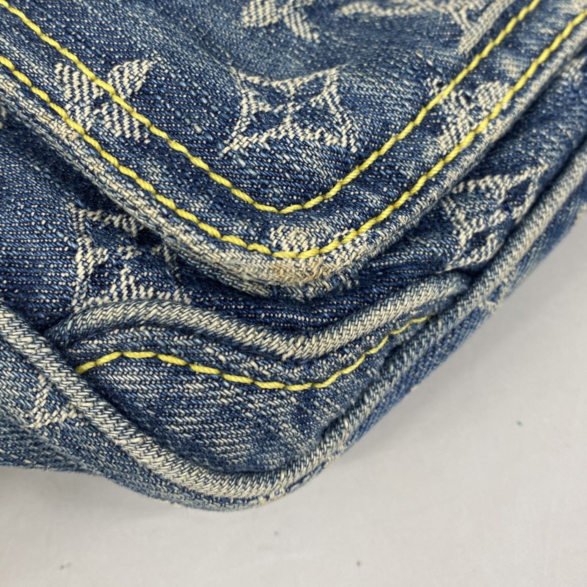 Louis Vuitton Blue Fanny Pack (Pre-Owned)