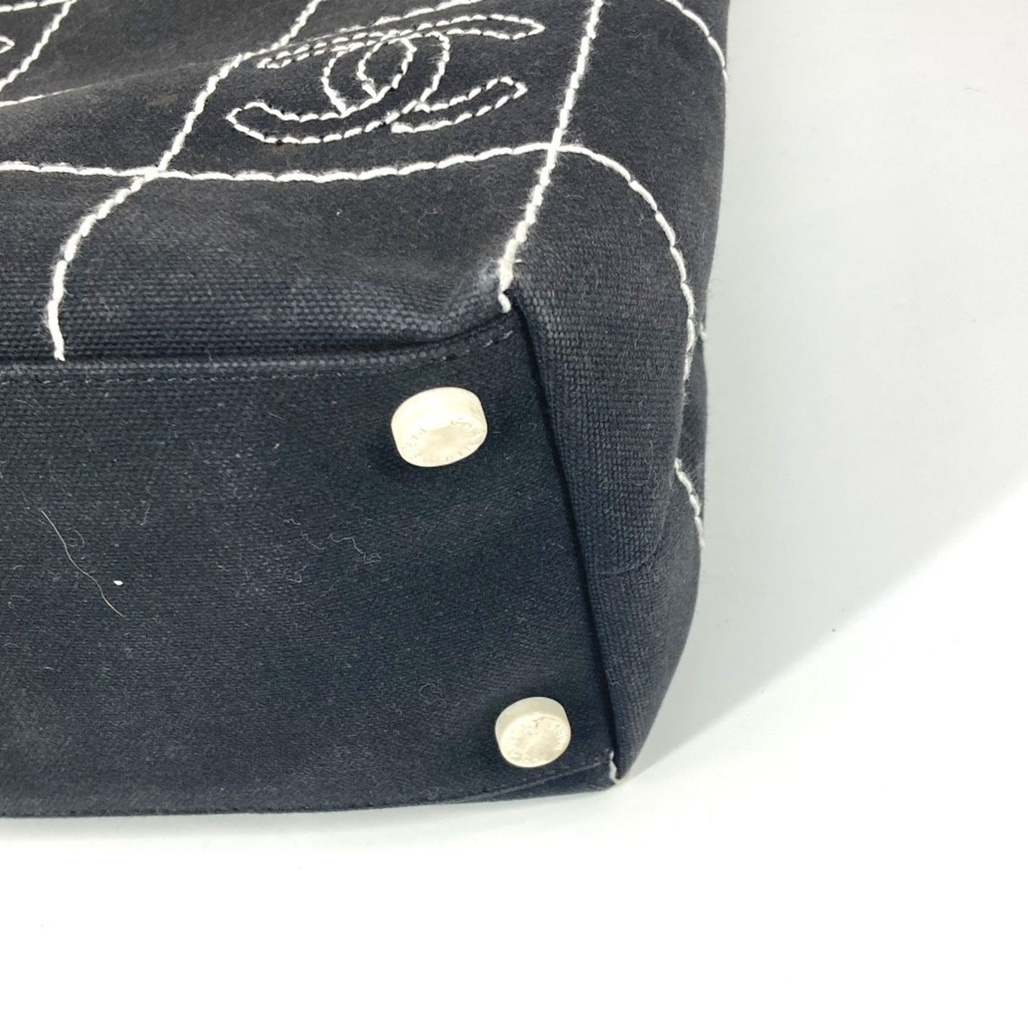 Chanel Black White Canvas Shoulder Bag Tote Bag (Pre-Owned)