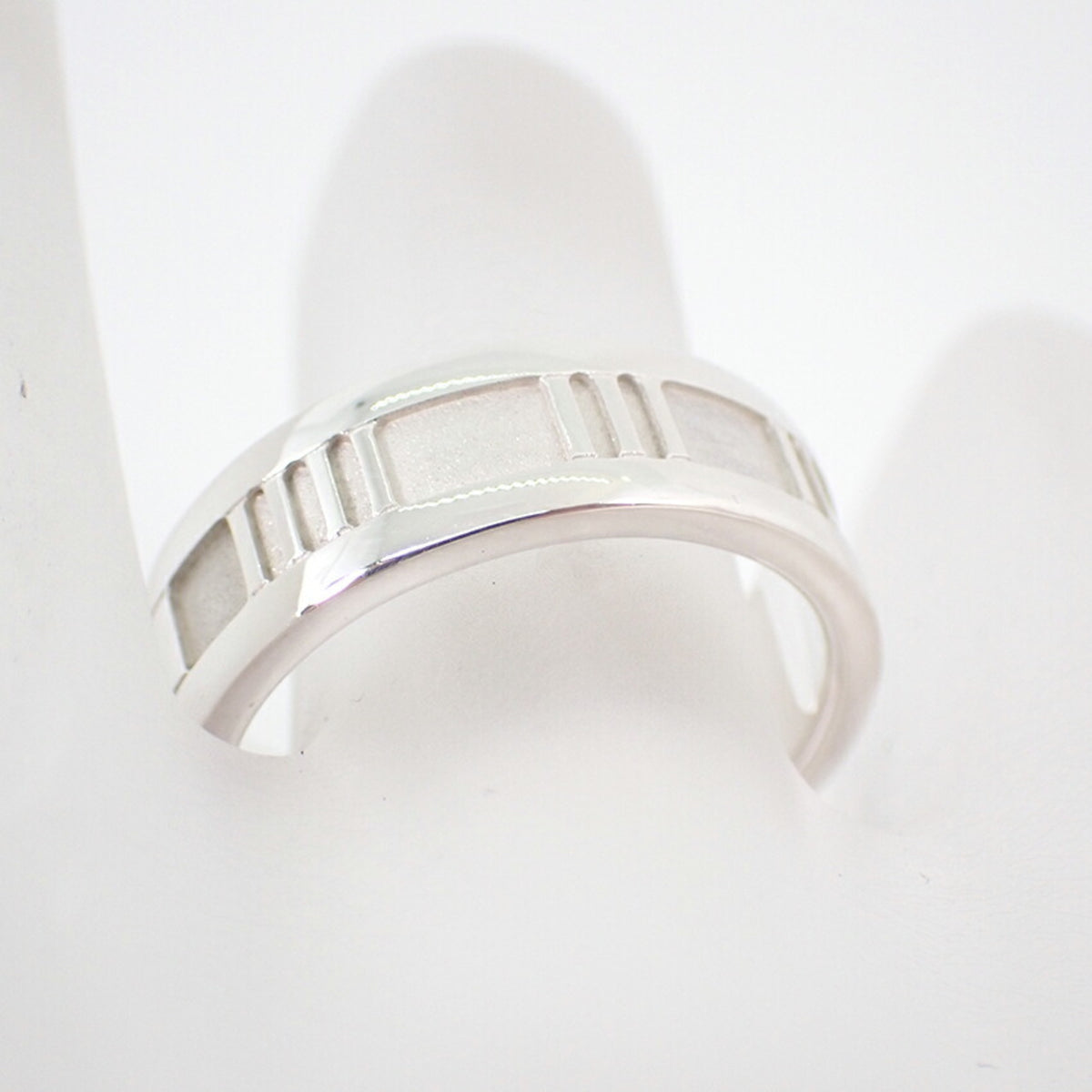 Tiffany Silver Sterling Silver 925 Band Ring (Pre-Owned)