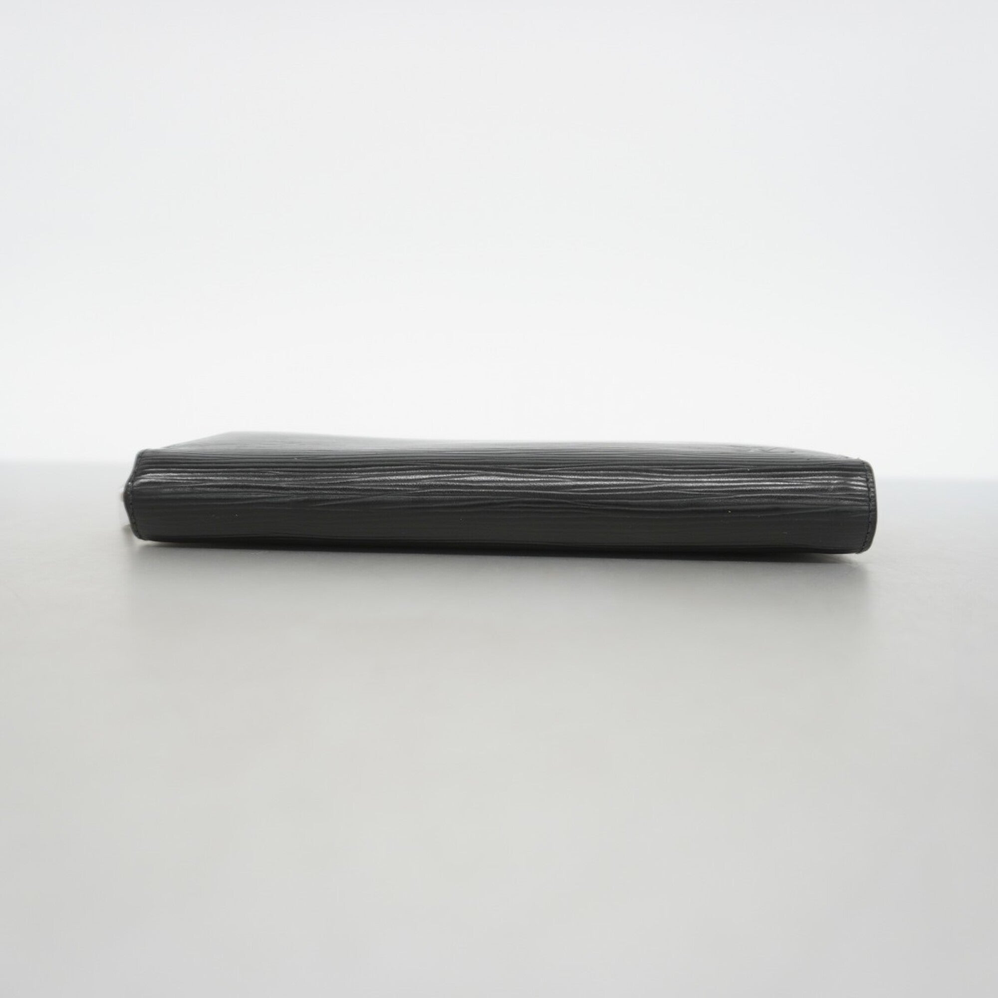 Louis Vuitton Noir Long Wallet (Bi-Fold) (Pre-Owned)