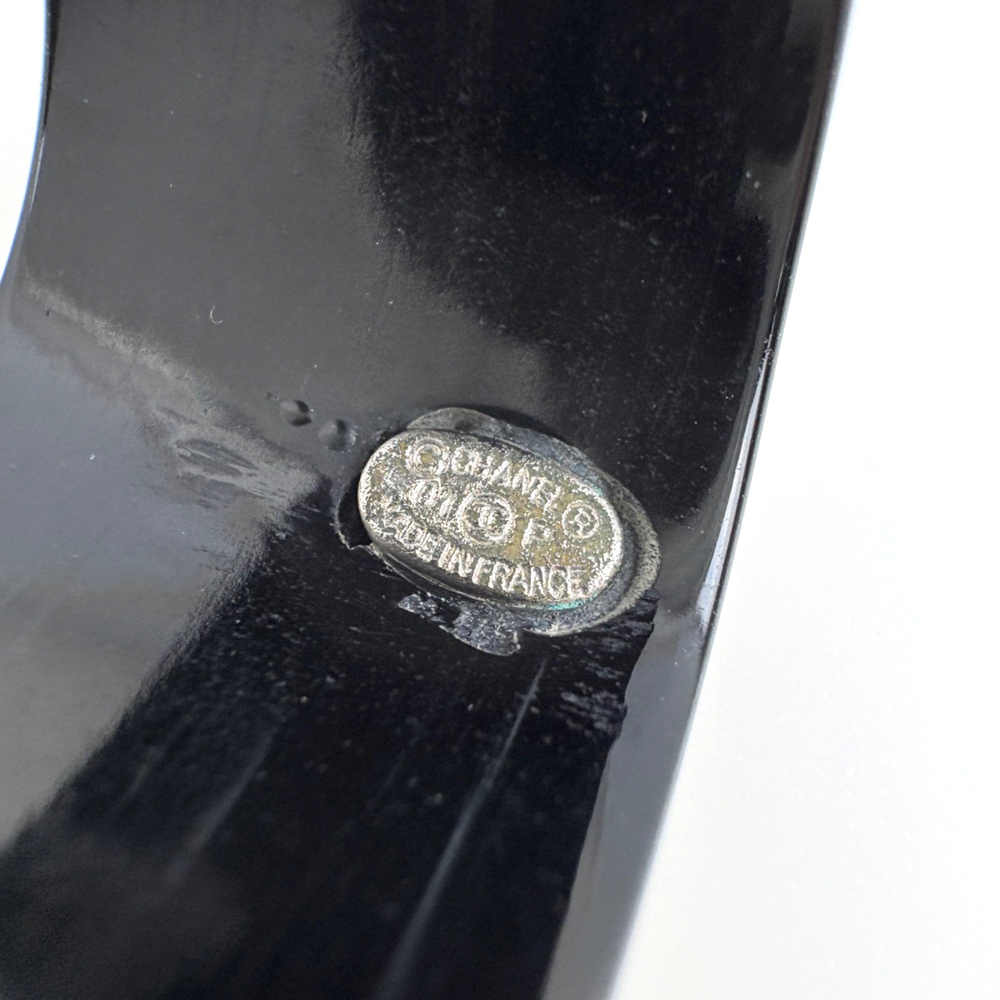Chanel Black Plastic Band Ring (Pre-Owned)