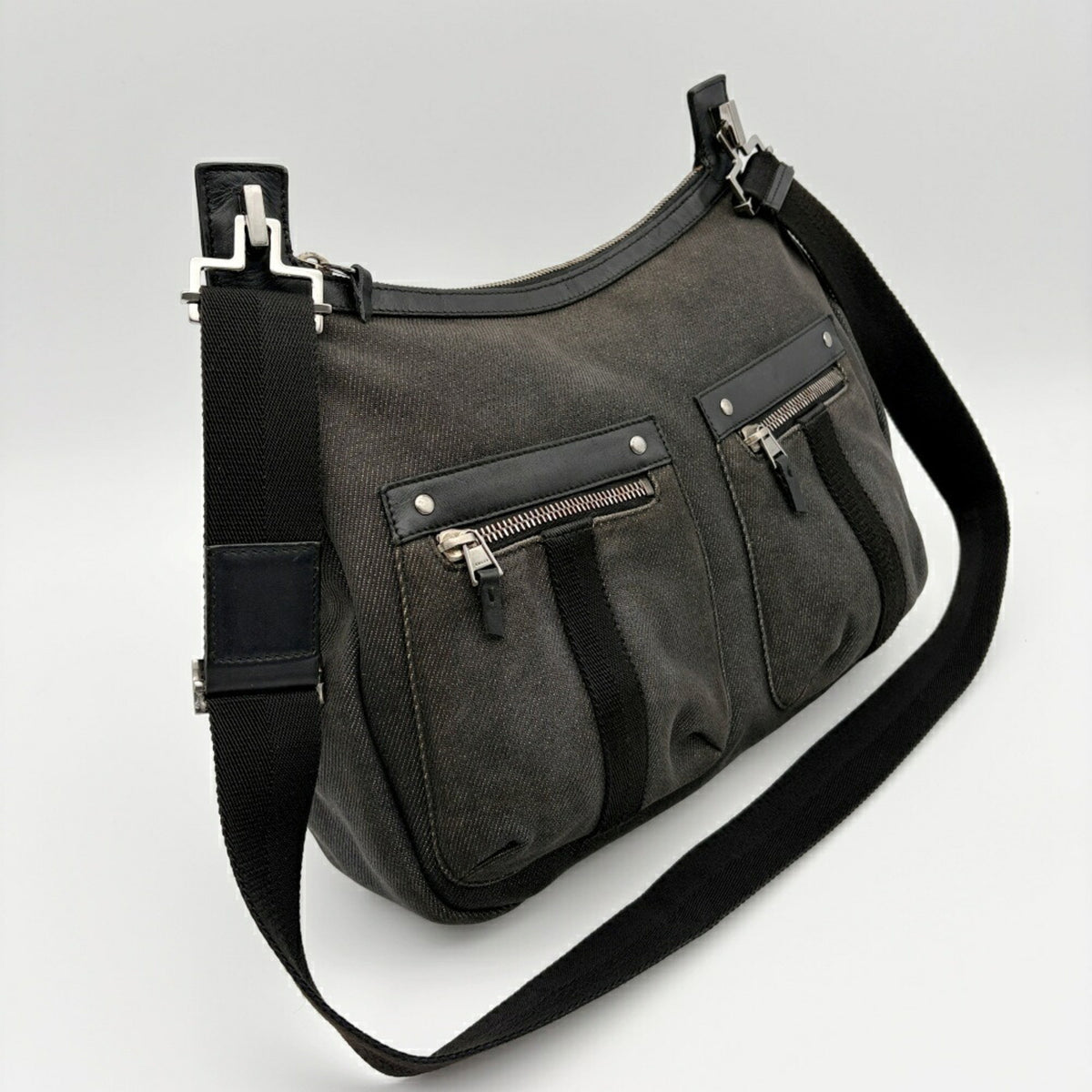 Gucci Black Denim Leather Shoulder Bag (Pre-Owned)