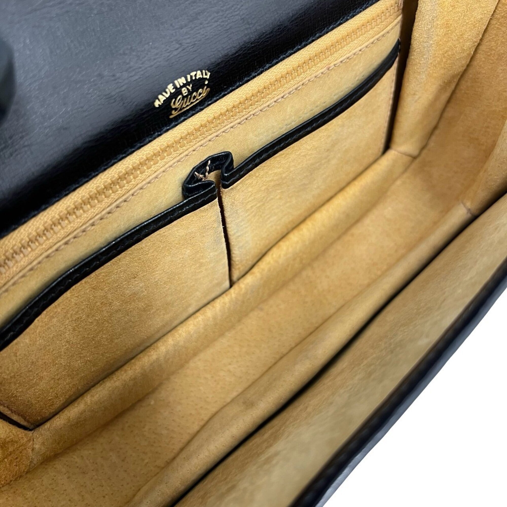 Gucci Black Leather Pochette Shoulder Bag (Pre-Owned)
