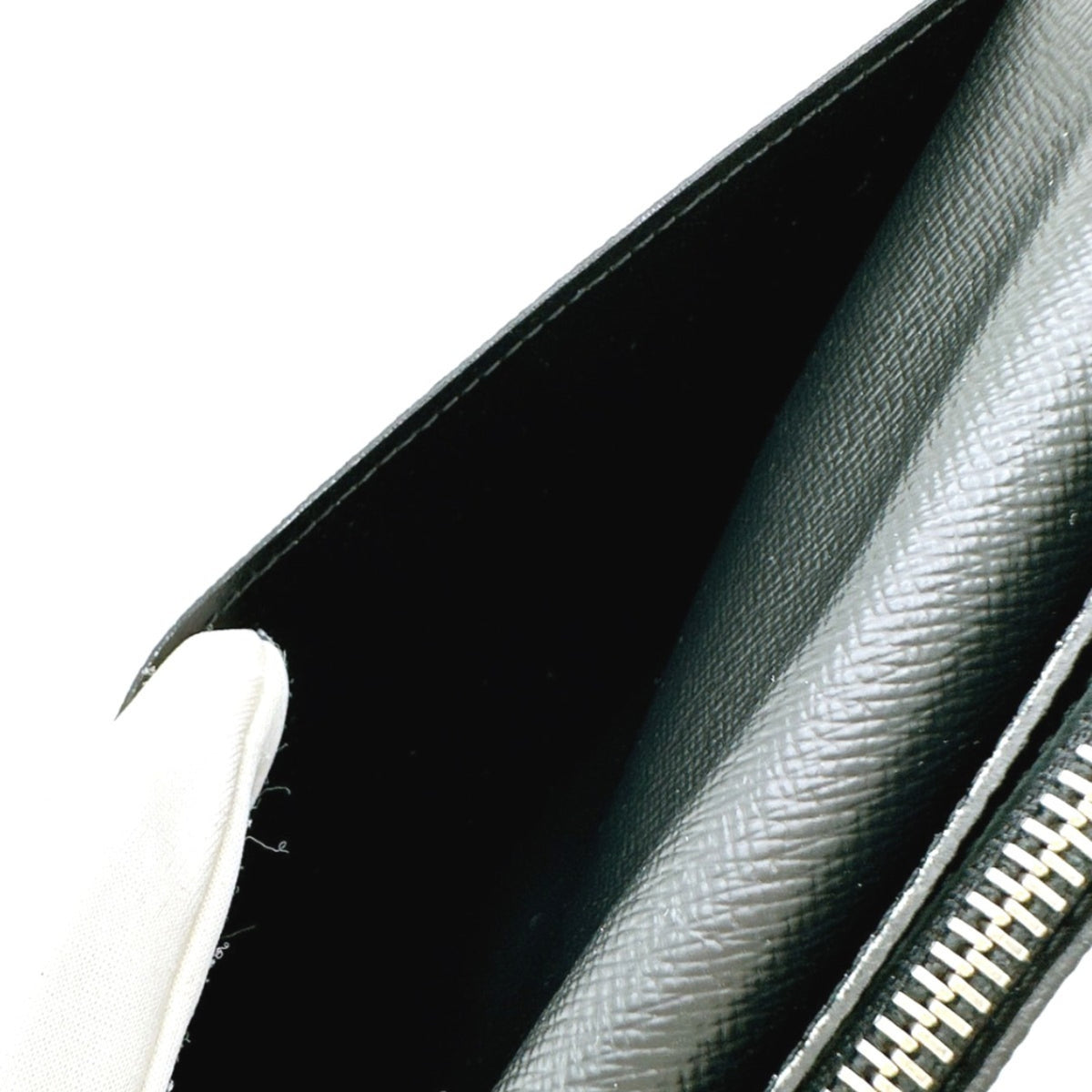 Louis Vuitton Black Noir Epi Leather Long Wallet (Bi-Fold) (Pre-Owned)