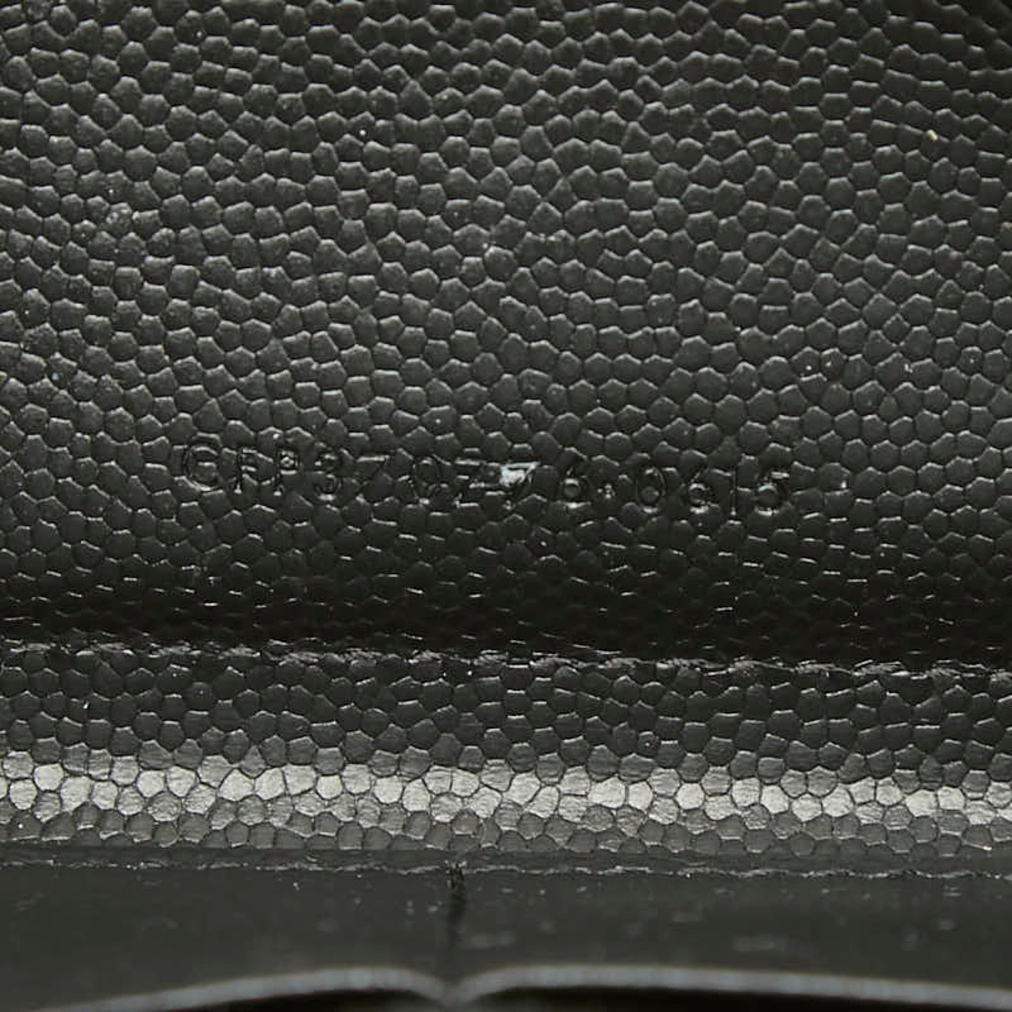Saint Laurent Black Leather Long Wallet (Bi-Fold) (Pre-Owned)