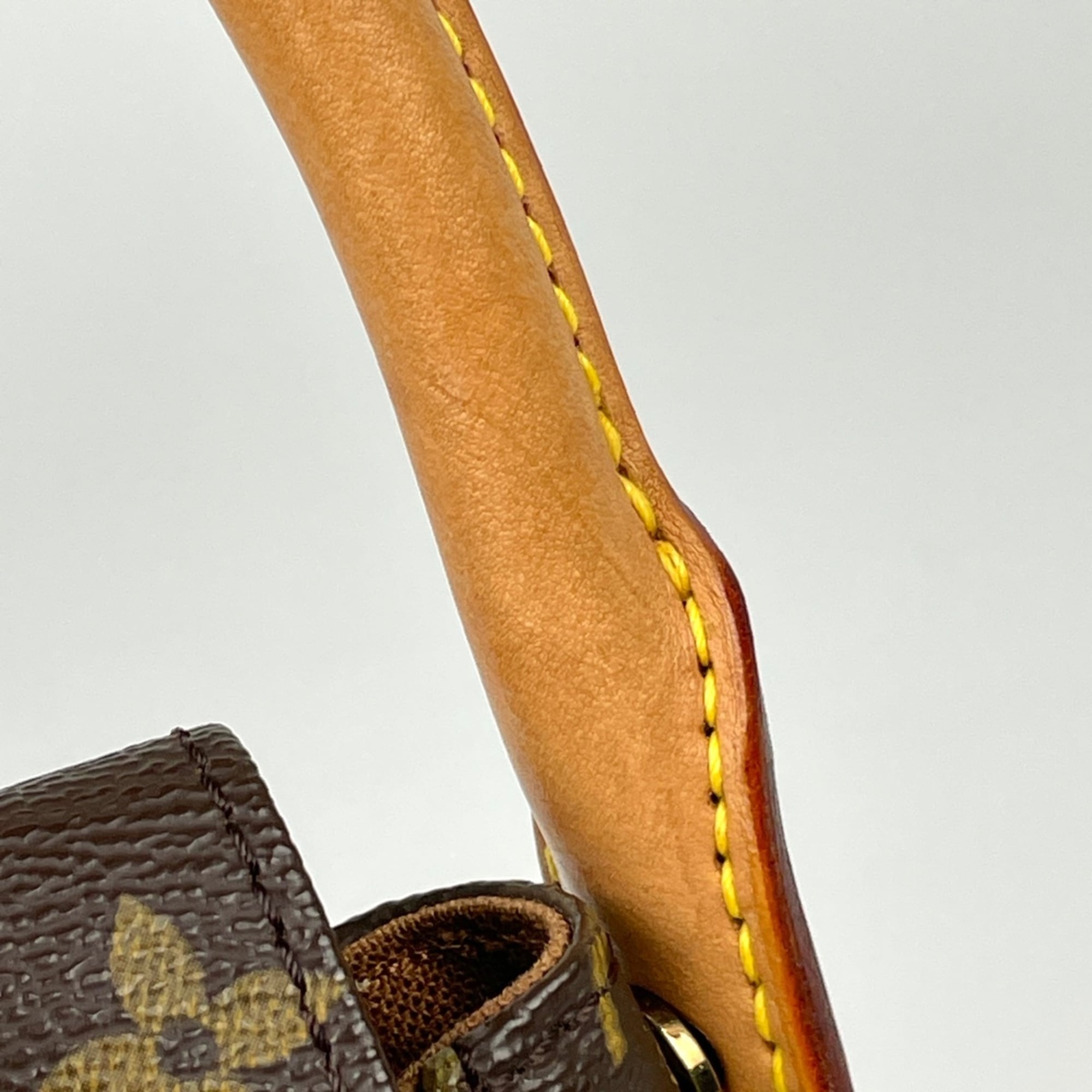 Louis Vuitton Brown Monogram Monogram Handbag Shoulder Bag (Pre-Owned)