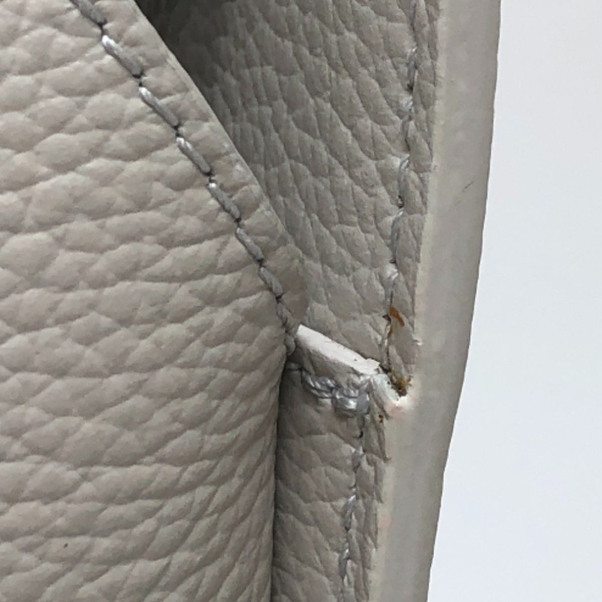Balenciaga White Leather Shoulder Bag (Pre-Owned)
