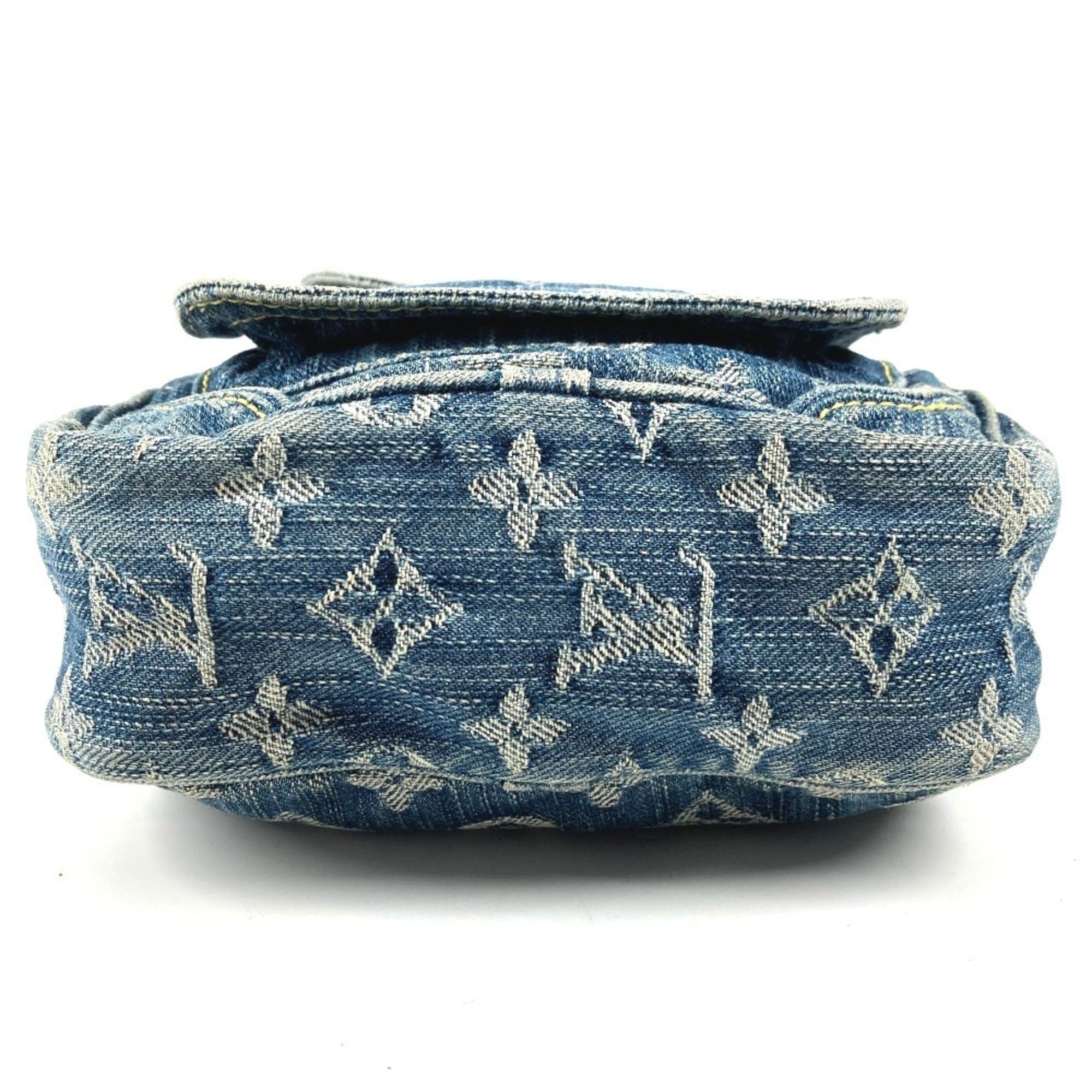 Louis Vuitton Blue Monogram Denim Canvas Pochette Shoulder Bag (Pre-Owned)