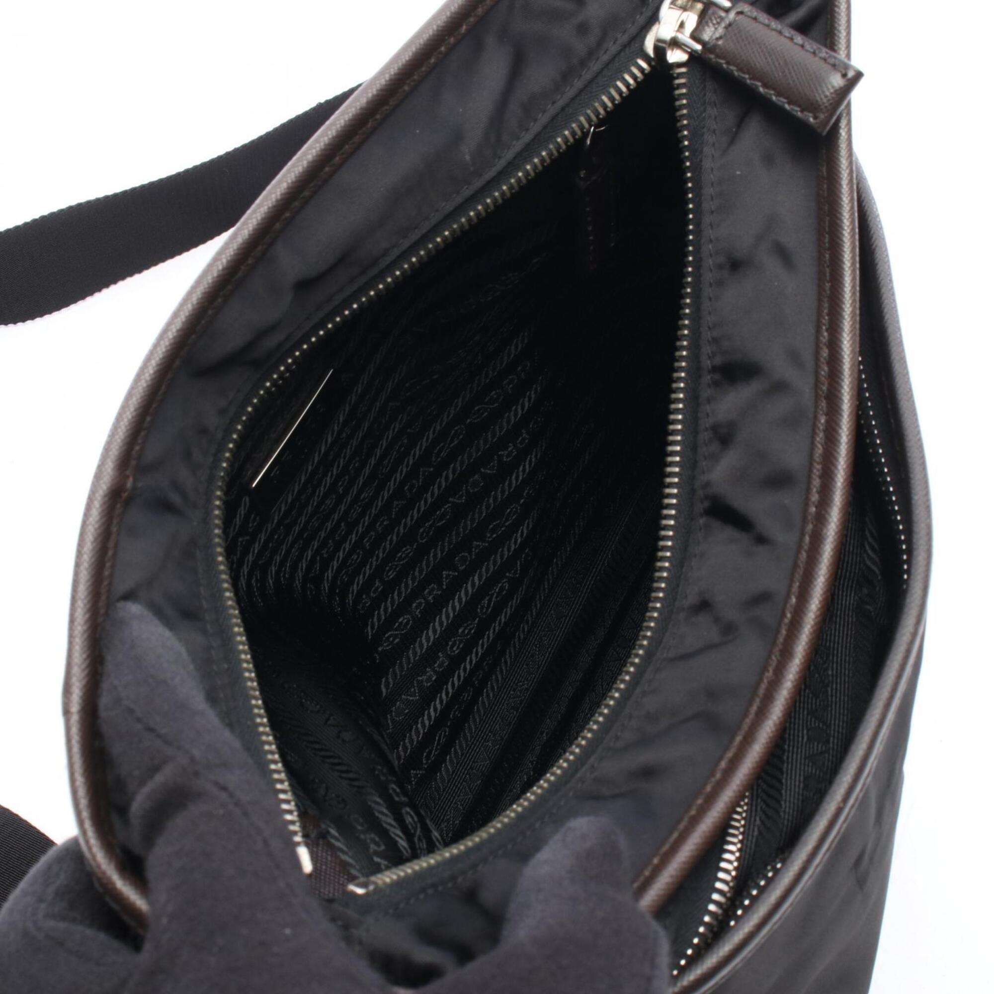 Prada Black Nylon Leather Handbag Shoulder Bag (Pre-Owned)