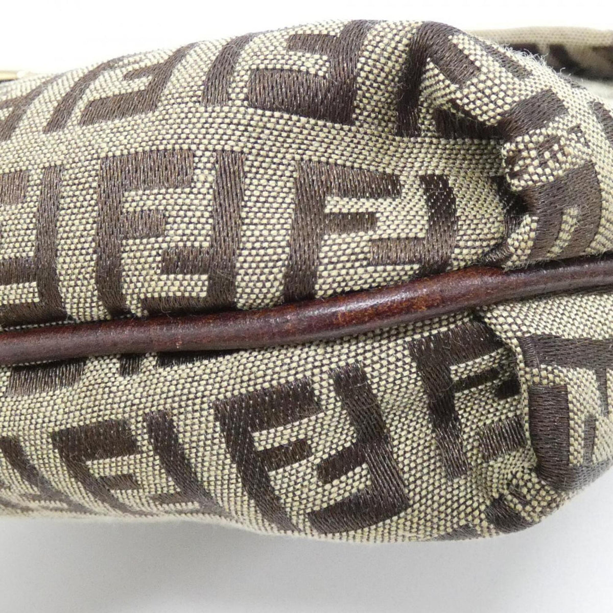 Fendi Beige Brown Canvas Shoulder Bag (Pre-Owned)