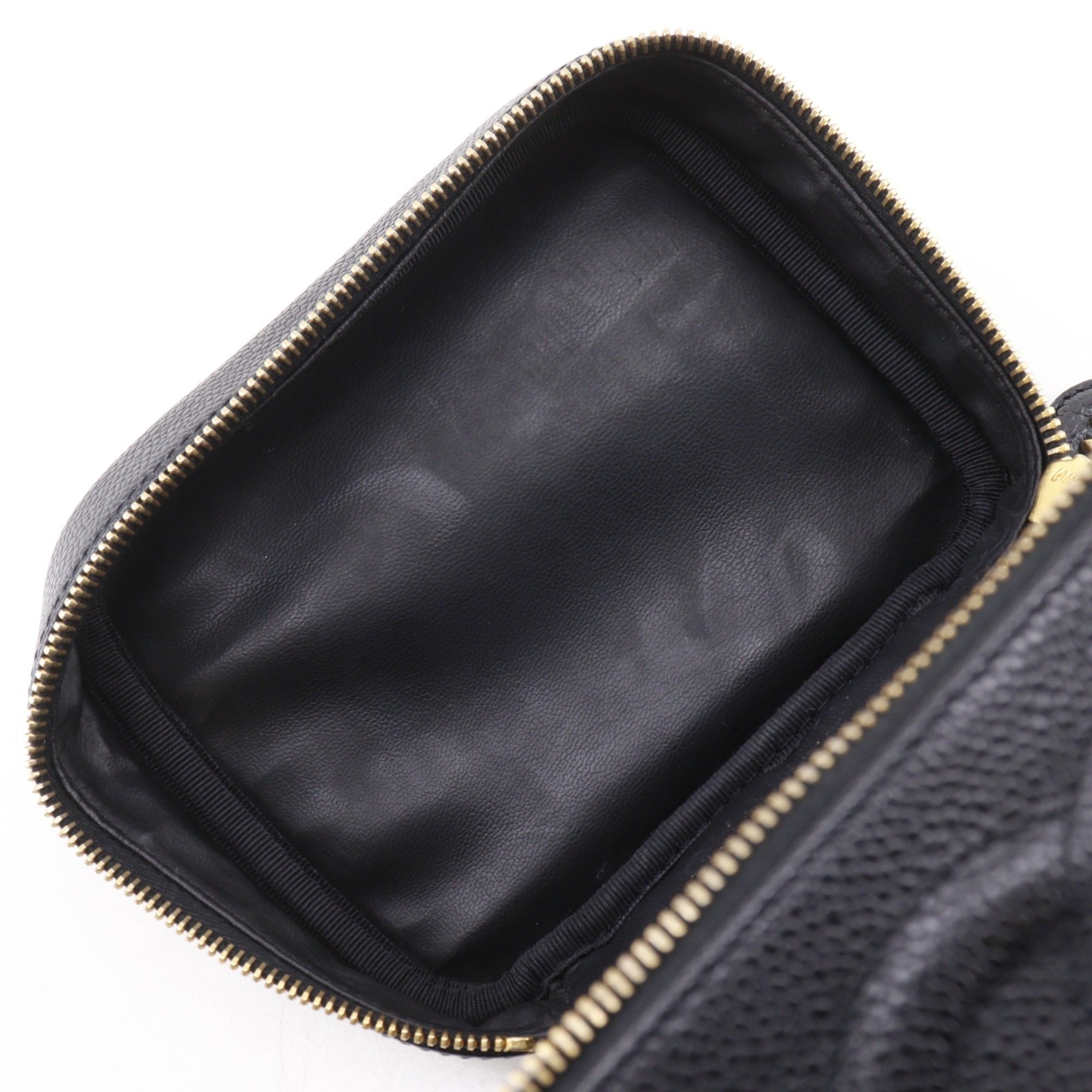 Chanel Black Grained Calfskin Vanity Bag (Pre-Owned)