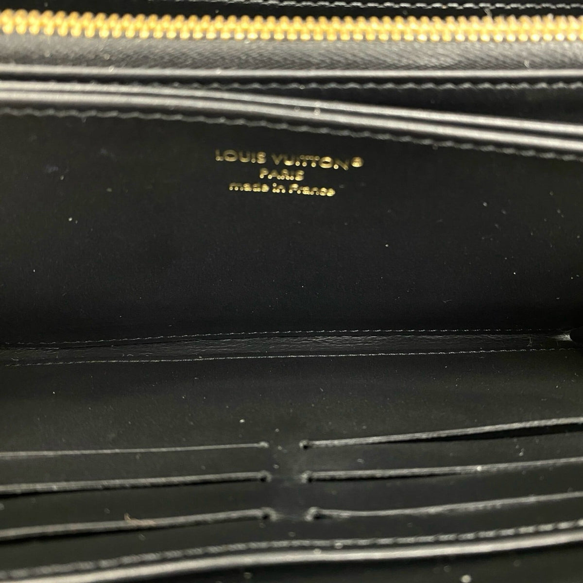 Louis Vuitton Black Leather Long Wallet (Bi-Fold) (Pre-Owned)