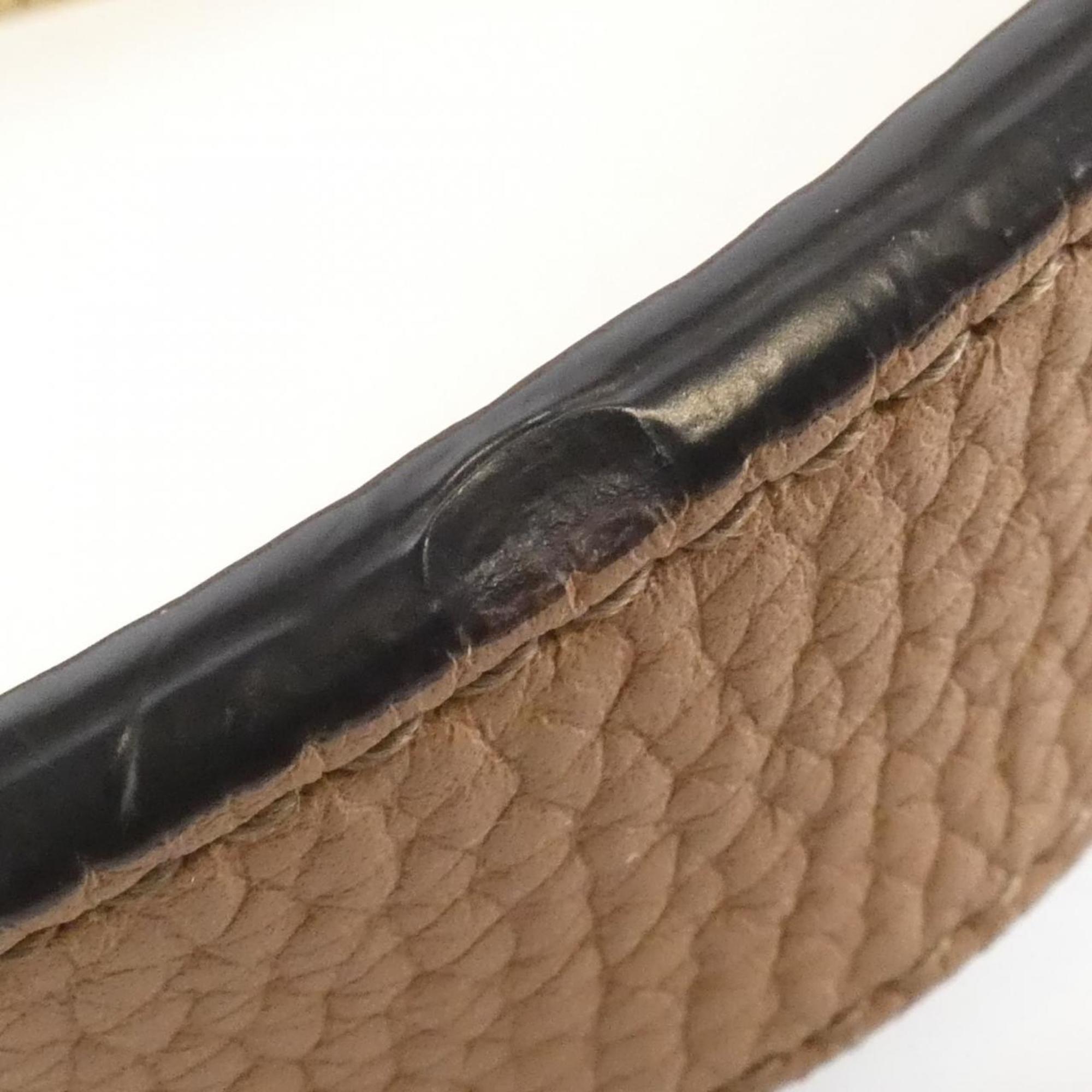 Gucci Beige Leather Shoulder Bag (Pre-Owned)